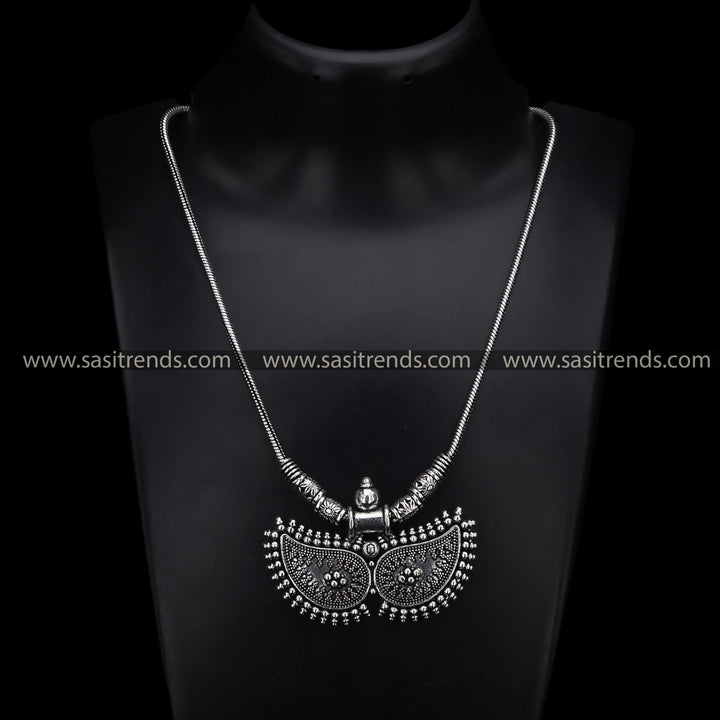 Elegant Oxidised Silver Necklace with Detailed Symmetrical Pattern 