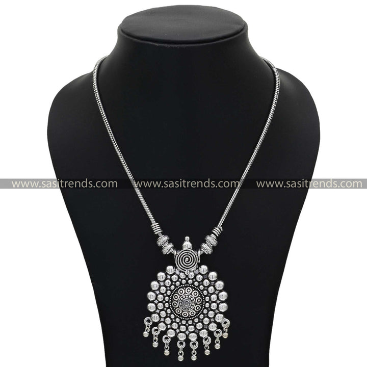 Handcrafted traditional oxidised necklace with decorative pendant