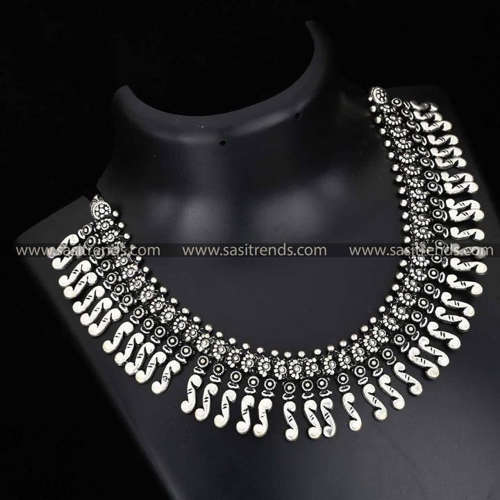 Sasitrends Kolhapuri Oxidised Necklace - Vintage Ethno Series