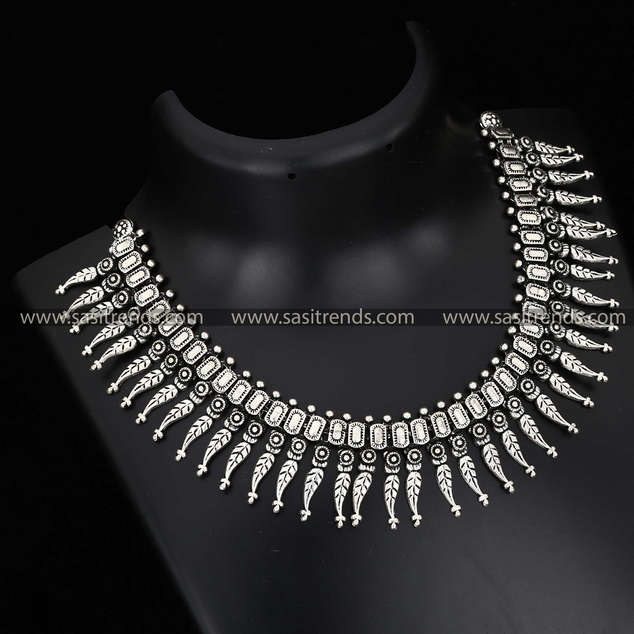 Oxidised Kolhapuri chic necklace, a true testament to cultural heritage 