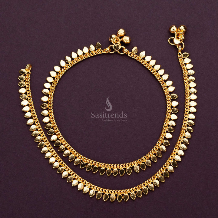 gold-plated payal with leaf pattern, perfect for daily wear - Sasitrends