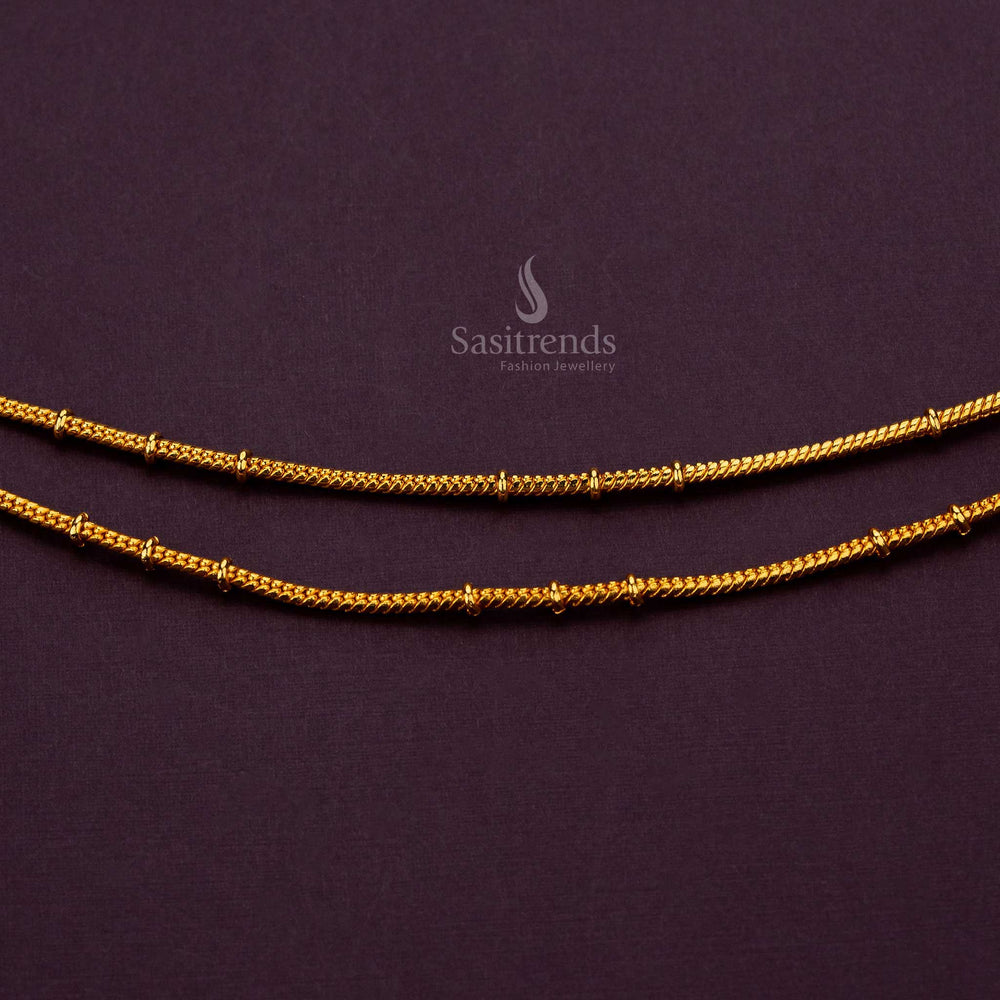 Minimalist gold-plated anklet with a real gold-like finish, perfect for both casual and formal outfits - Sasitrends