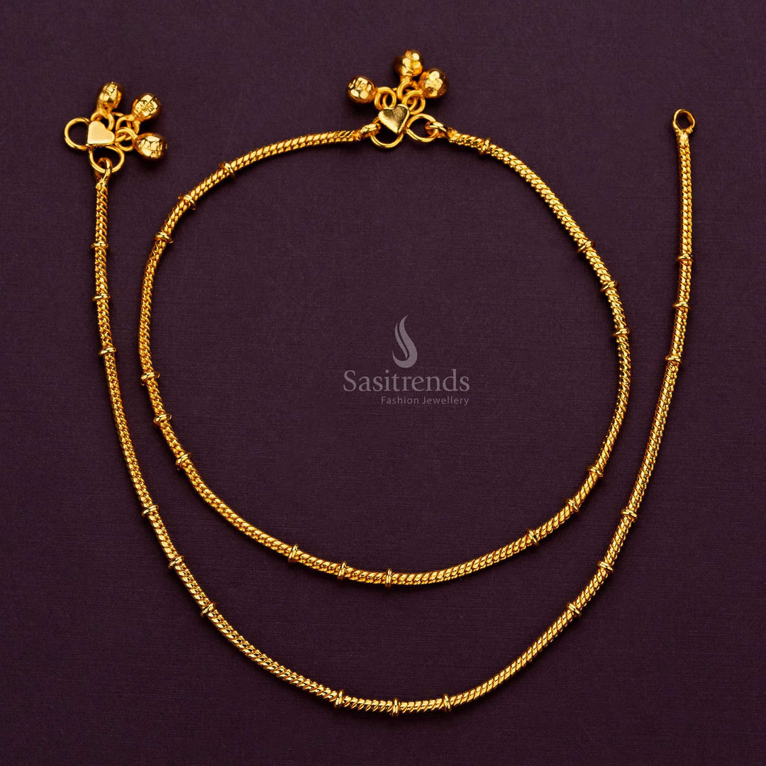 Sleek Guaranteed Micro Gold Plated Anklet for everyday wear, featuring a minimalist and lightweight design - Sasitrends