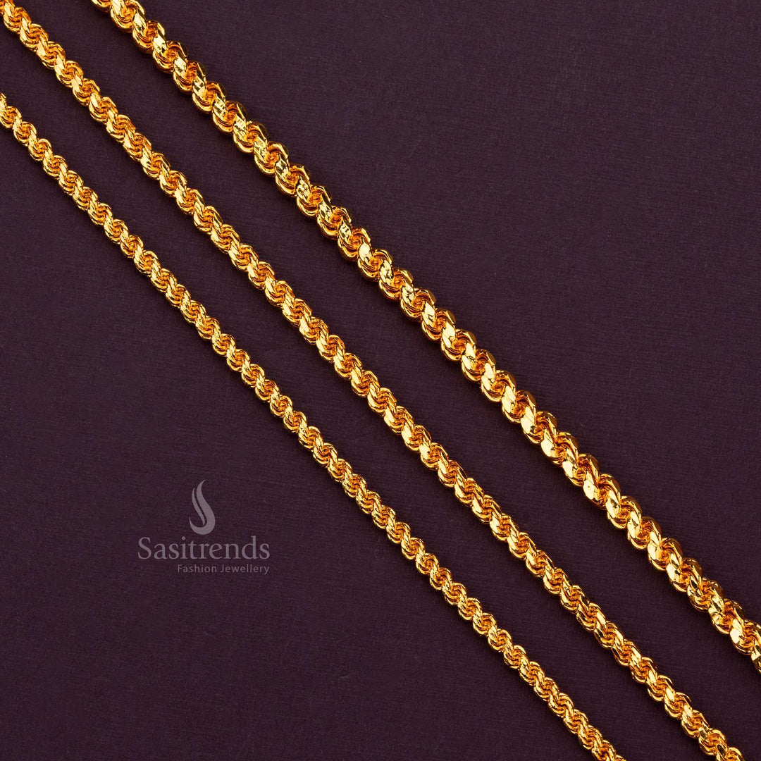 Twisted micro gold plated rope chain with a coiled effect, creating a unique and stylish appearance - Sasitrends