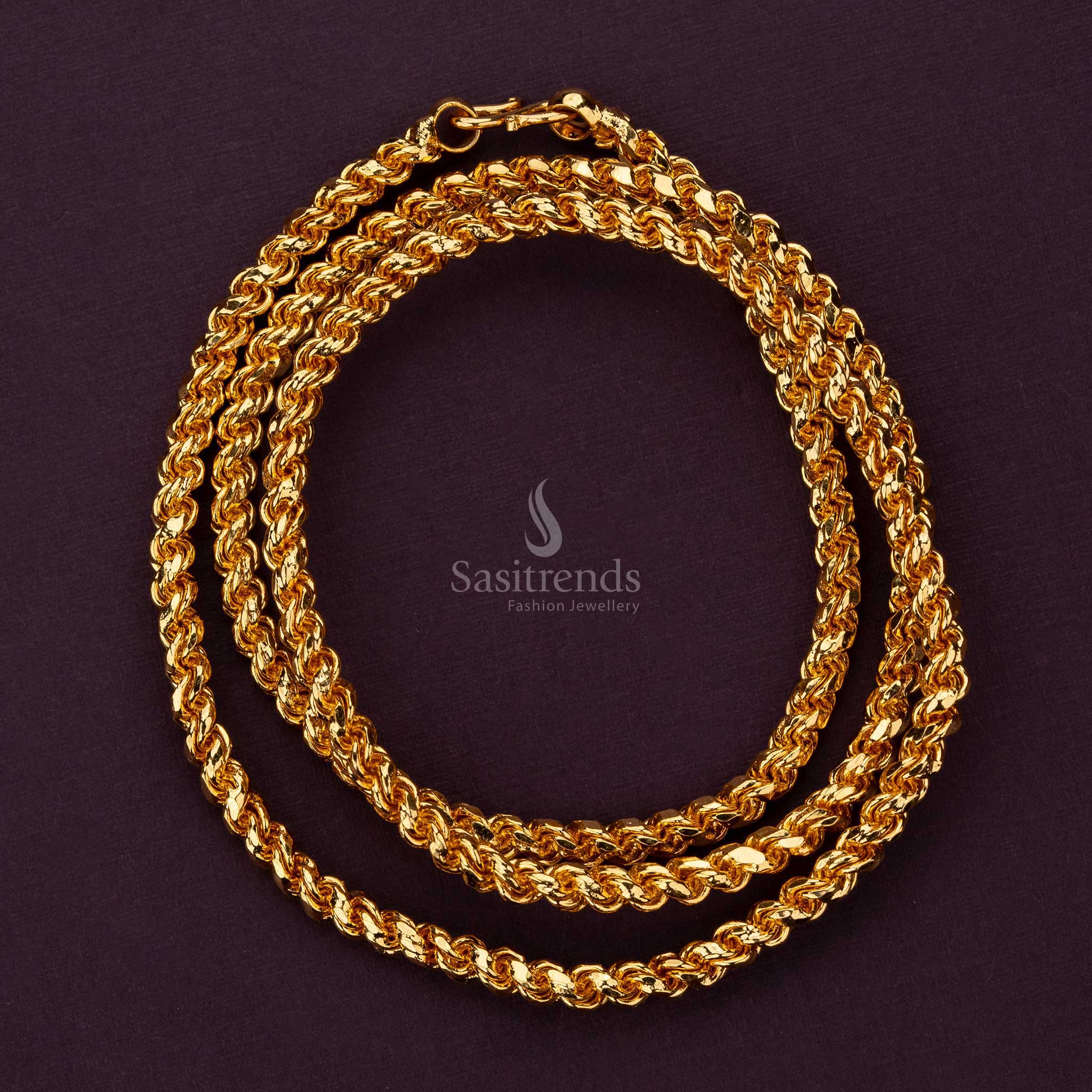 Thick micro gold plated twisted  chain with a strong and sturdy design, perfect for traditional occasions - Sasitrends