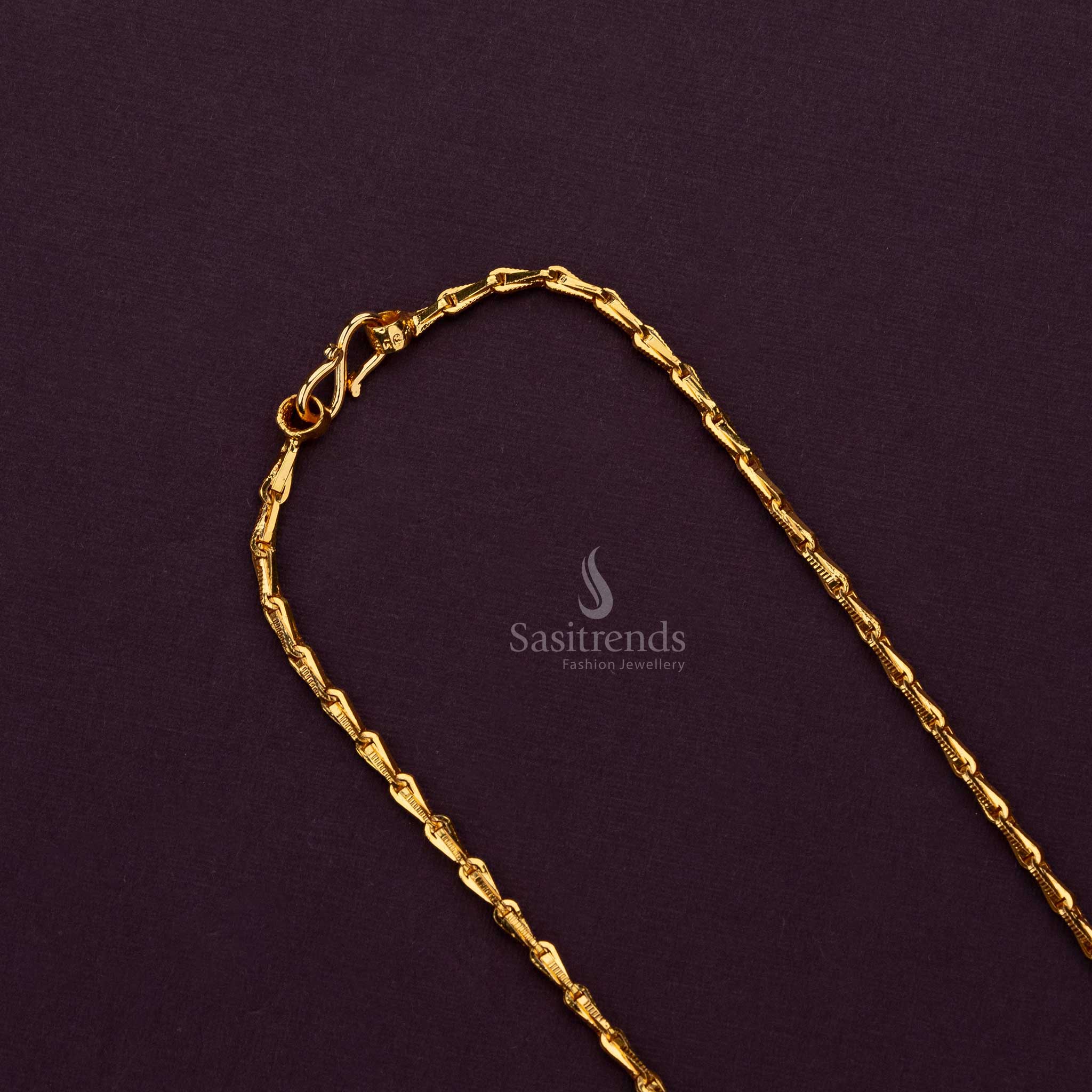 Medium micro gold plated wheat design chain featuring intricate braided links for a classic style - Sasitrends