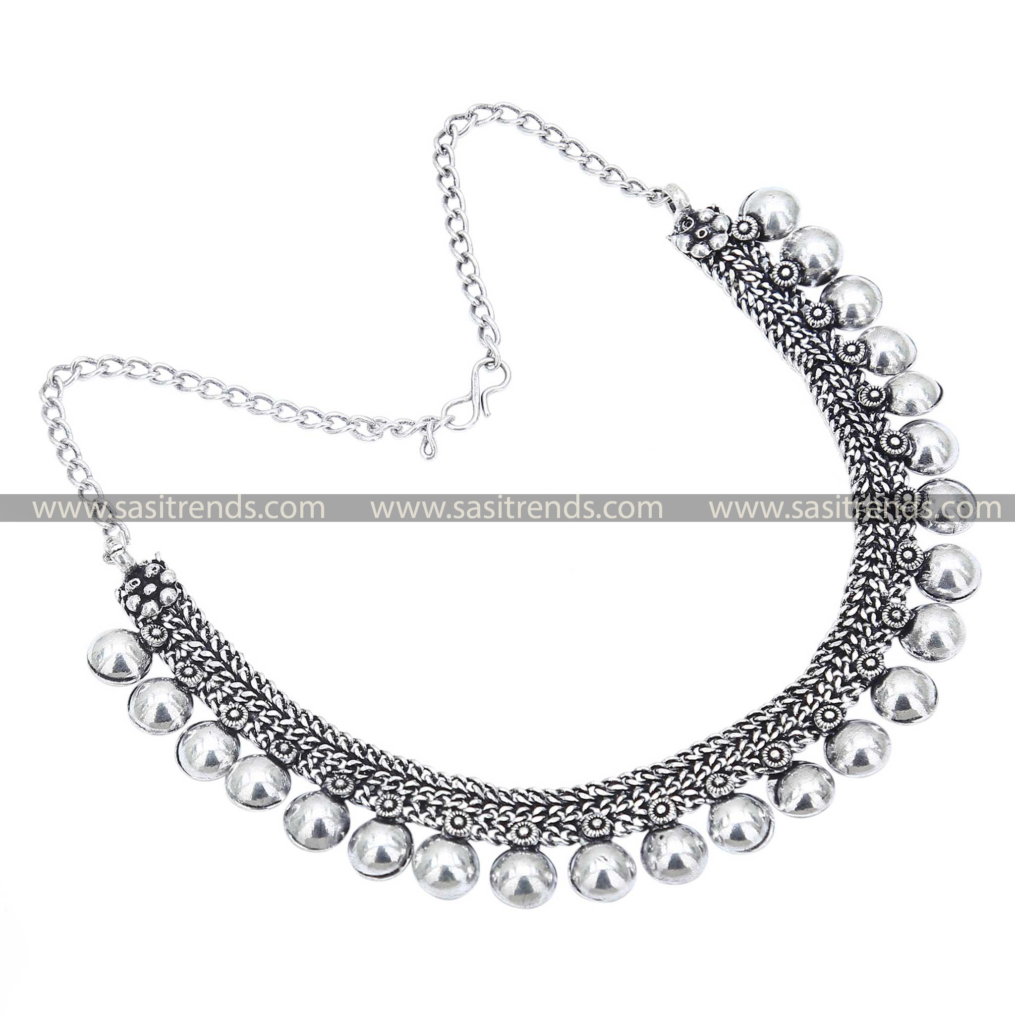 Oxidised Silver Half Ball Necklace 1201A captures a minimalist yet bold design with its oxidised half-ball accents