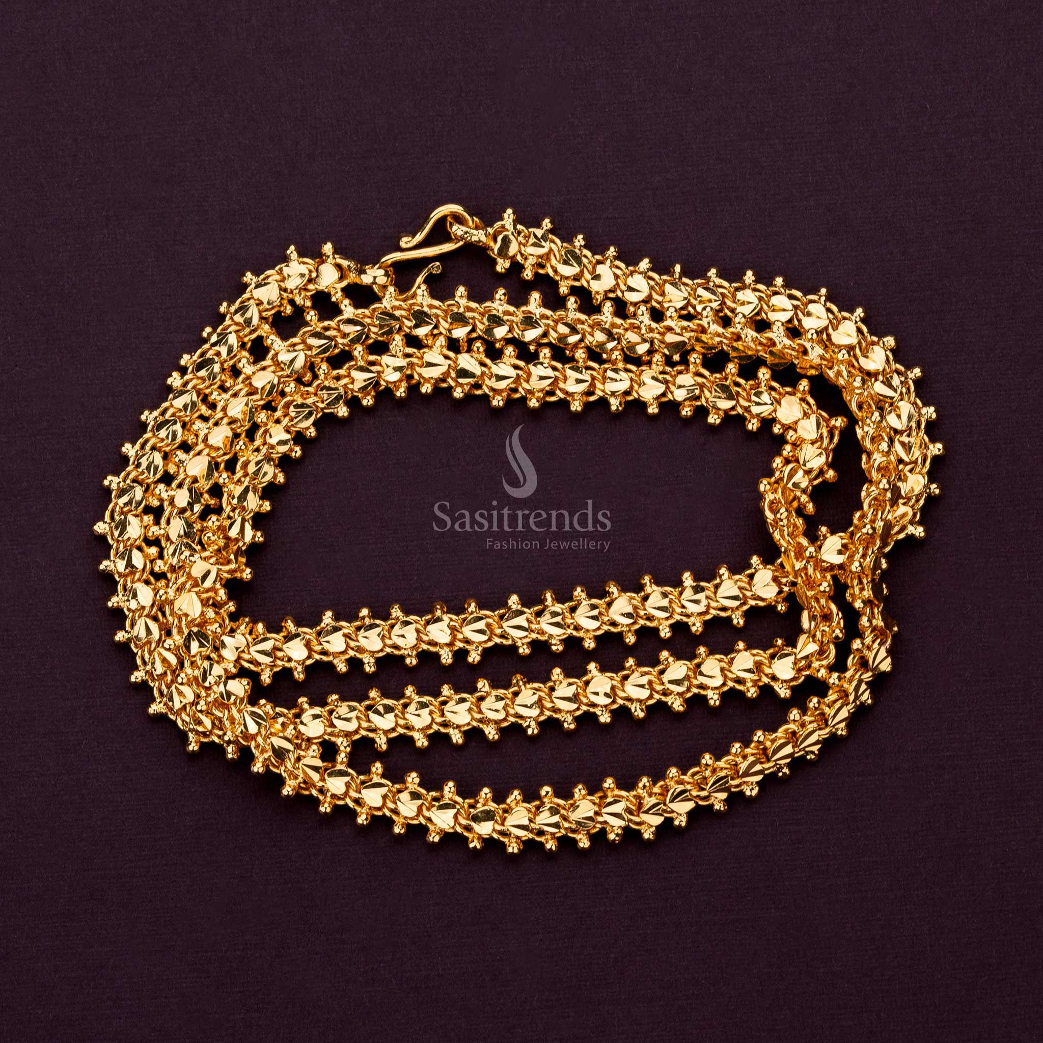 Elegant micro gold plated designer chain with heart design and 24-carat gold finish - Sasitrends