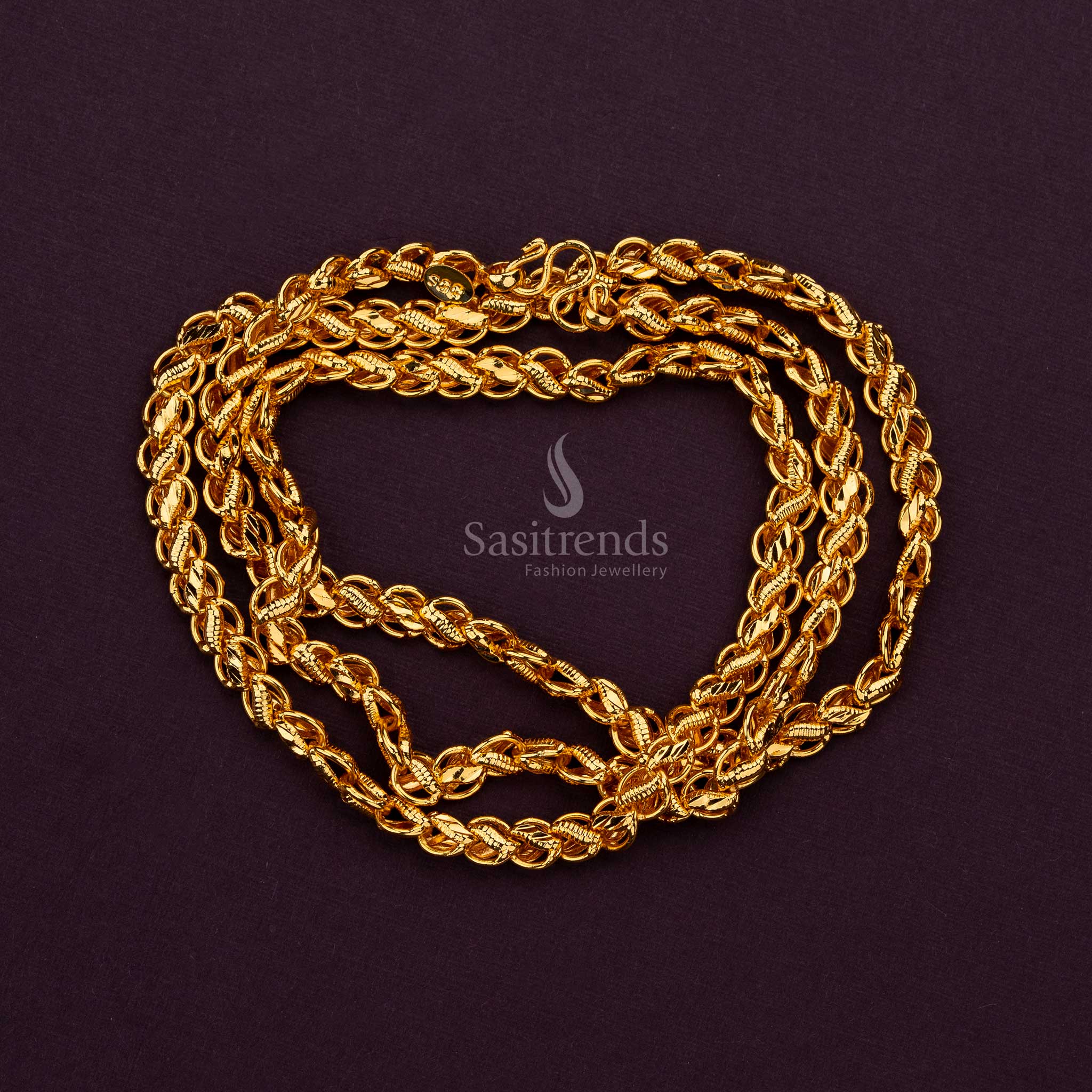 Wide micro gold plated chain with broad links for a bold, fashionable statement - Sasitrends