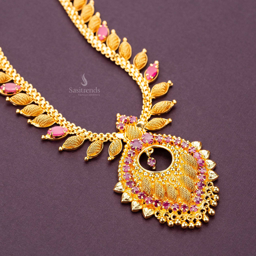 Elegant gold-plated necklace featuring intricate gold detailing and Ruby stone accents - Sasitrends