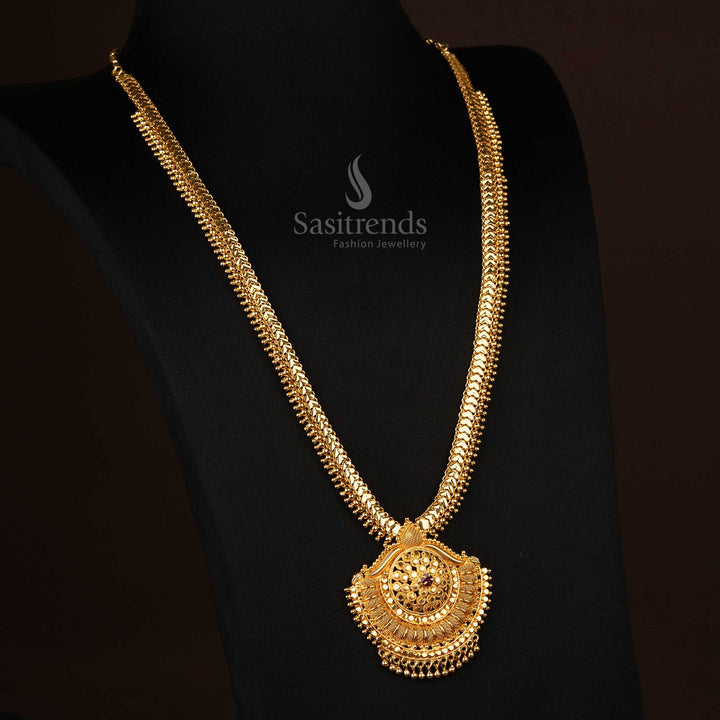 Luxury Micro Gold Plated Necklace with Ruby AD Stone Detail and Traditional Craftsmanship - Sasitrends