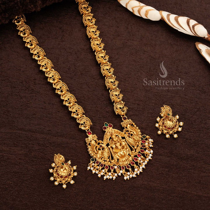 Classic Temple Matte Gold Lakshmi Peacock Pendant Necklace Jewellery Set with Jhumka