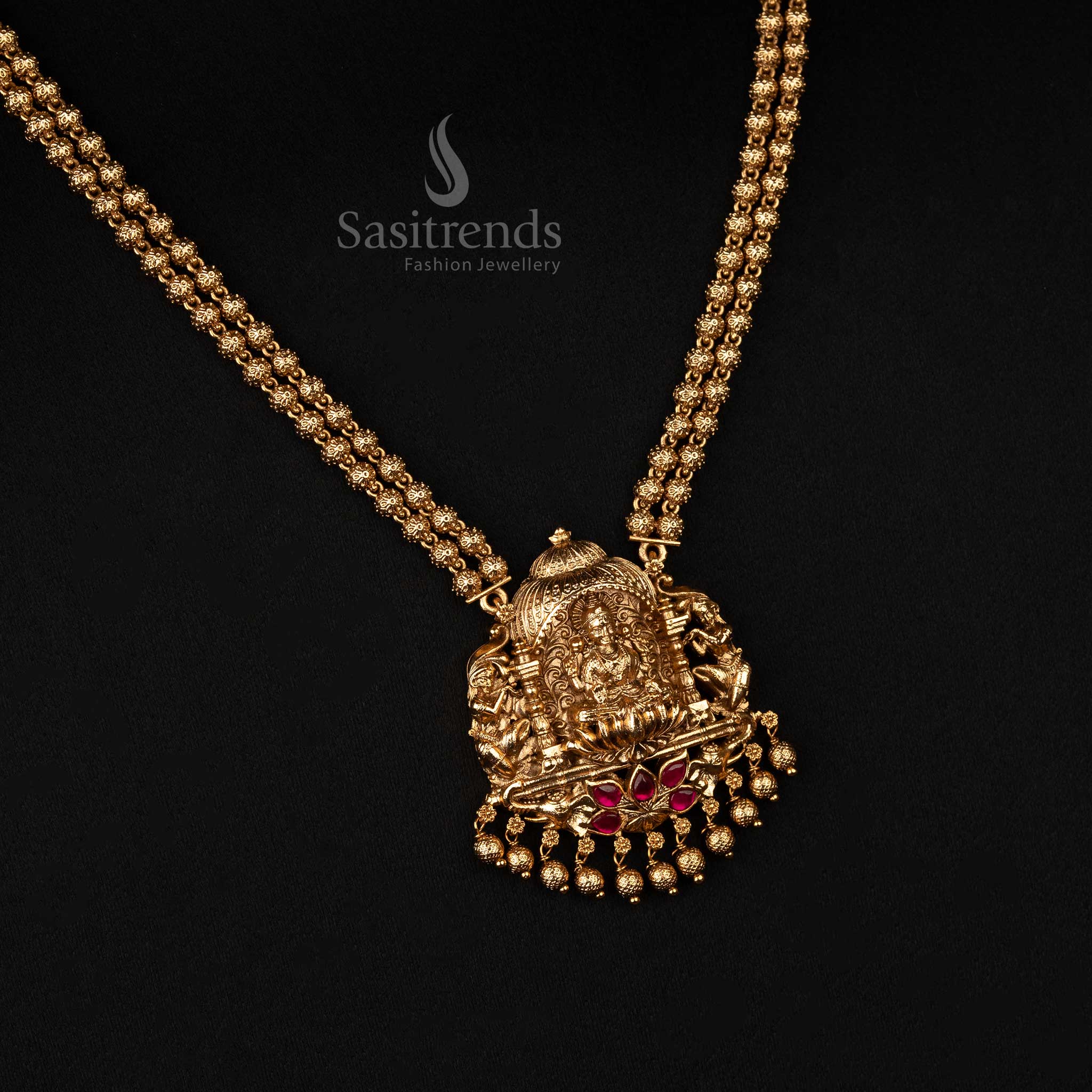 South Indian Bridal Temple Jewellery with Lakshmi Stud Earrings - Sasitrends