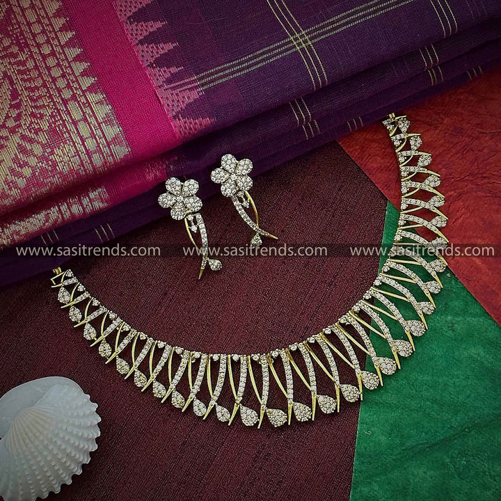 Trendy Party Wear Floral Choker Jewellery Set with Kemp Stones & - Temple Matte Gold Tone | Sasitrends