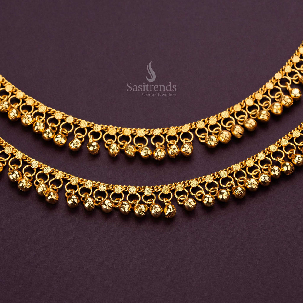 Elegant micro gold anklet featuring sleek design and lifetime guarantee - Sasitrends