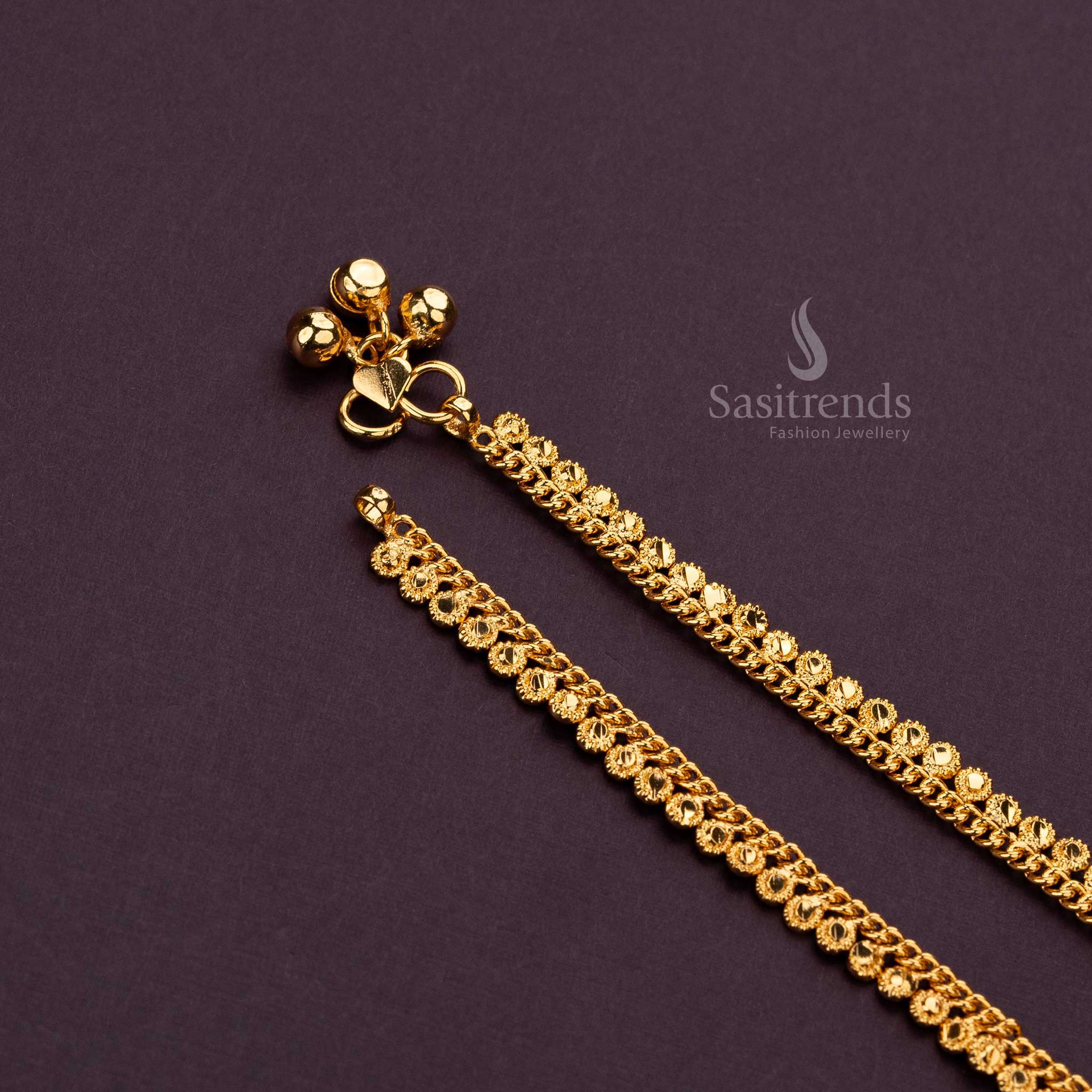 Stylish sunflower design gold anklets, perfect for weddings and festivals - Sasitrends