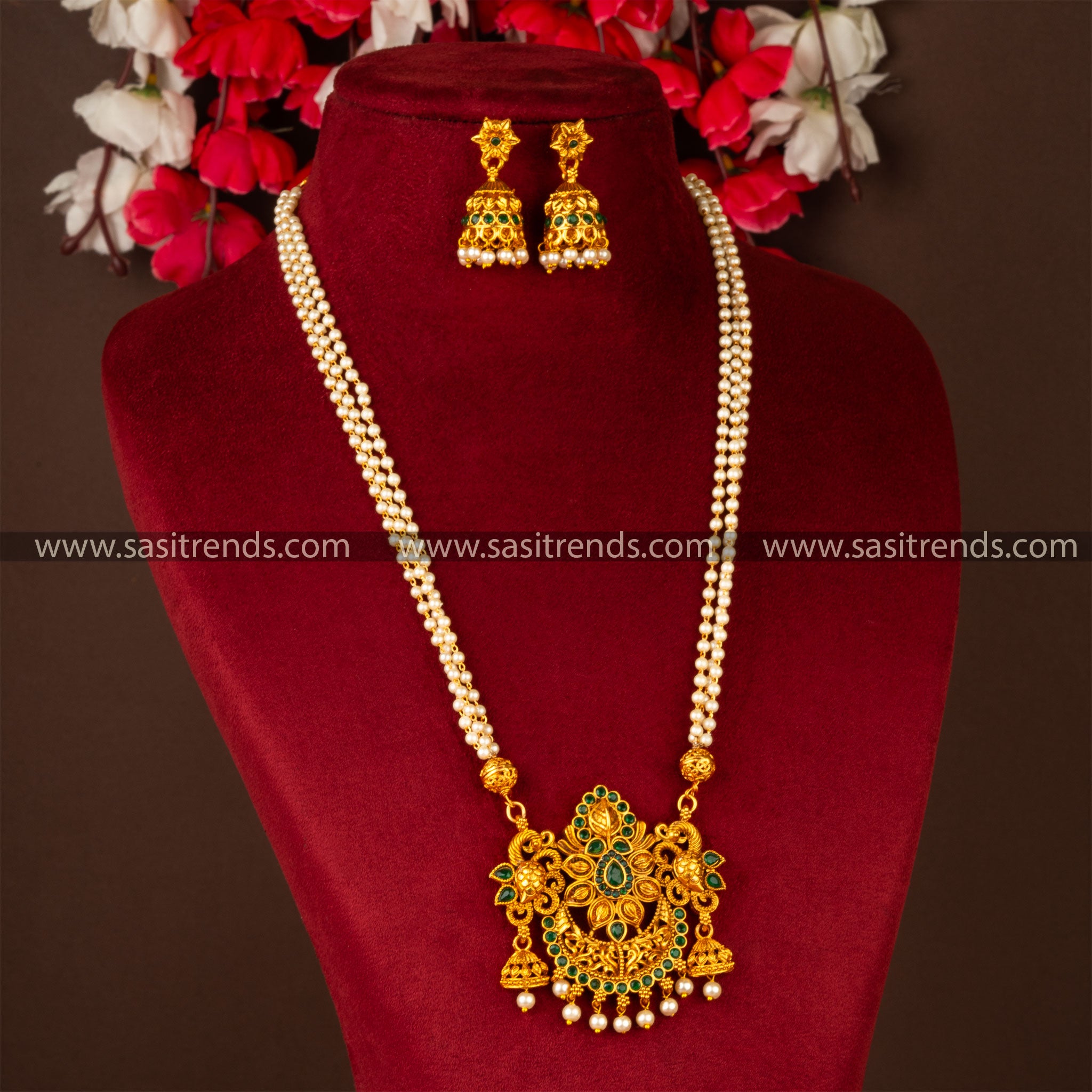 Classic Traditional Wear Matt Gold Plated Pearl Mala Green Jewellery Set