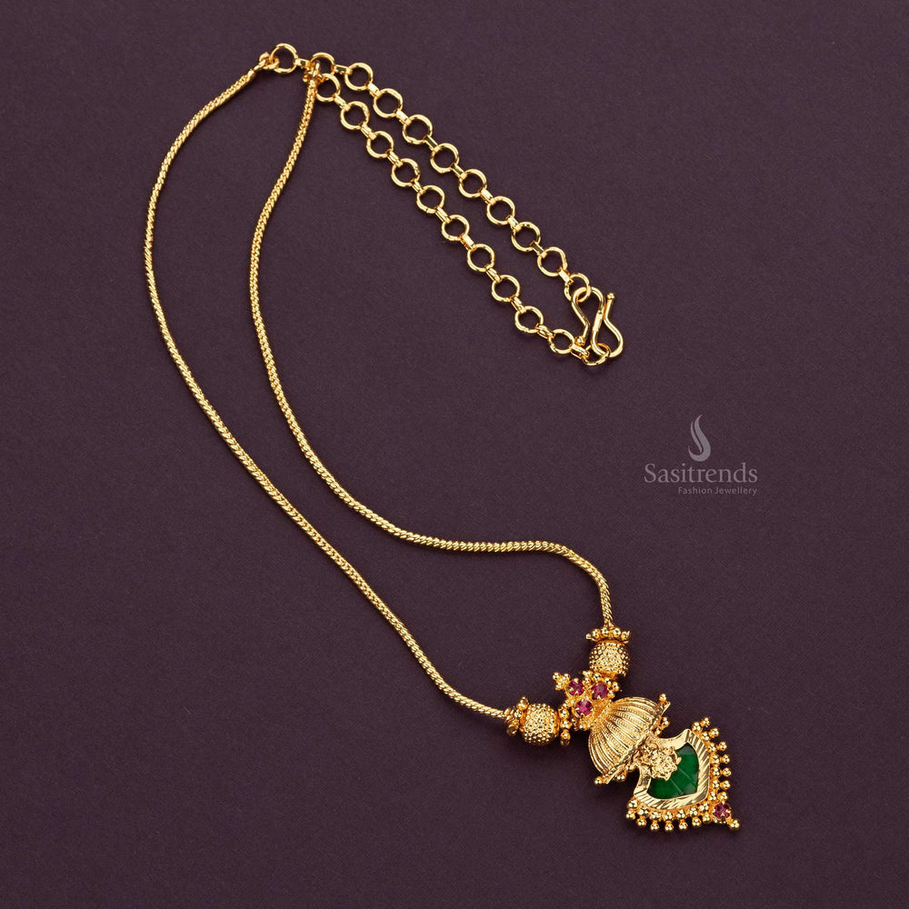 Traditional green Palakka necklace with golden ball design and pink head stones