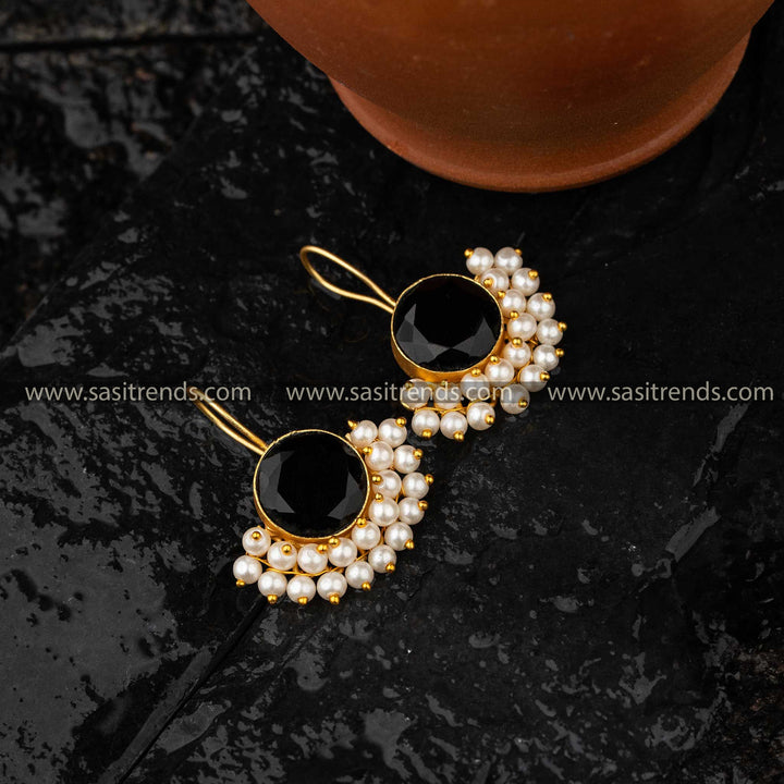 Black Round-Shaped Monalisa Stone Gold Plated Earrings with Pearls