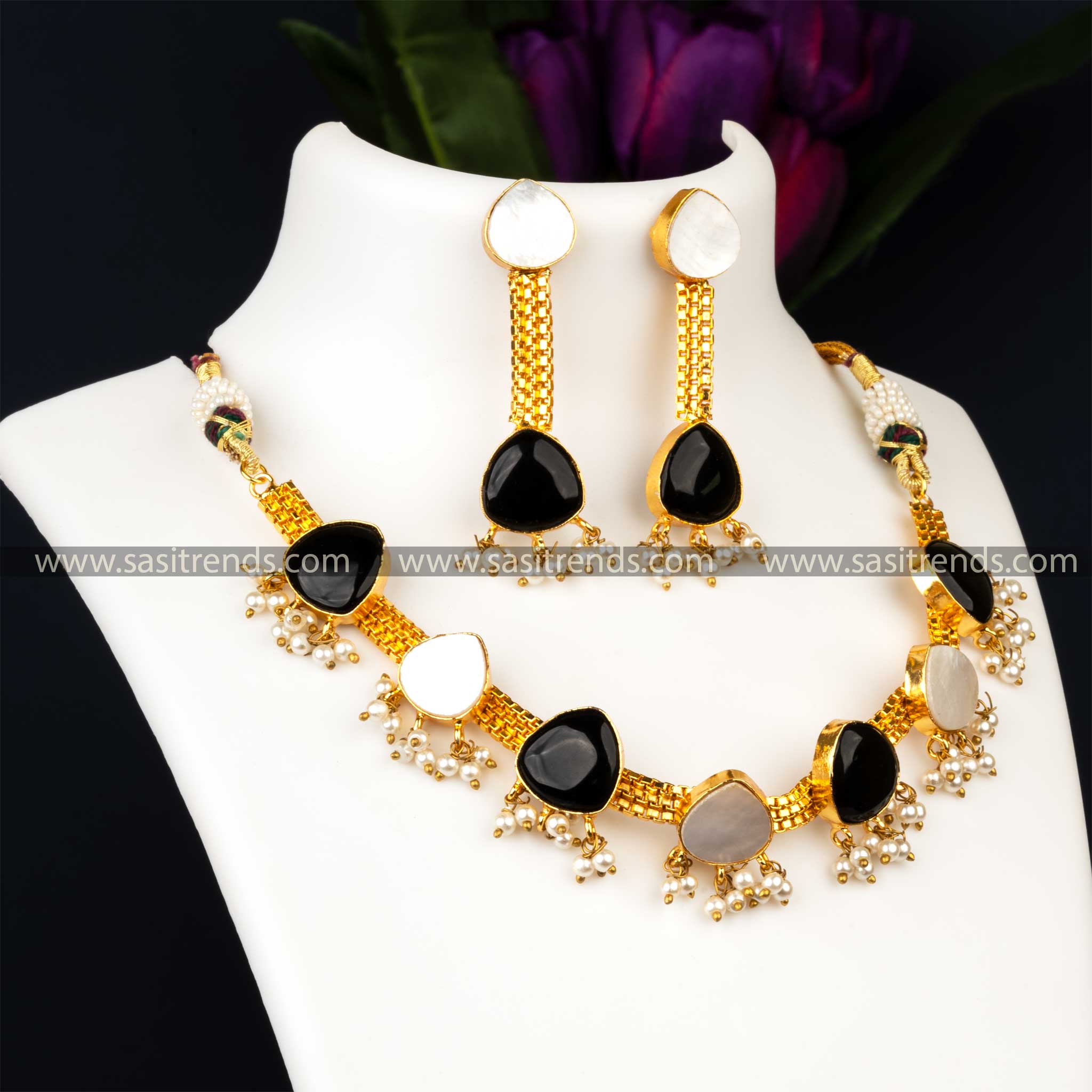 Elegant Gold Plated Black Monalisa Stone And Mother Of Pearl Necklace With Earrings Jewellery Set