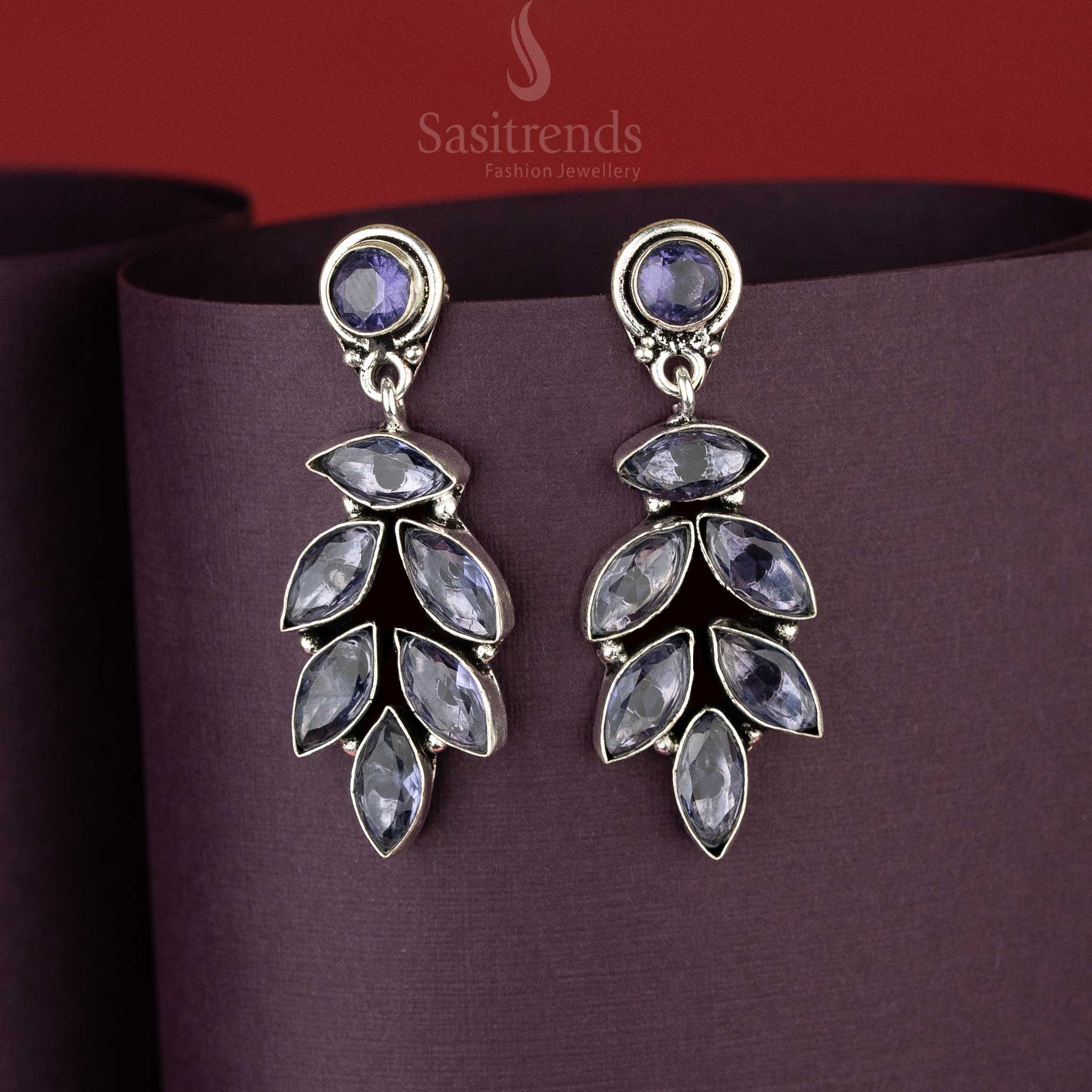 Special Gift Violet Glossy Leaf Pattern Push Back Earrings Sasitrends