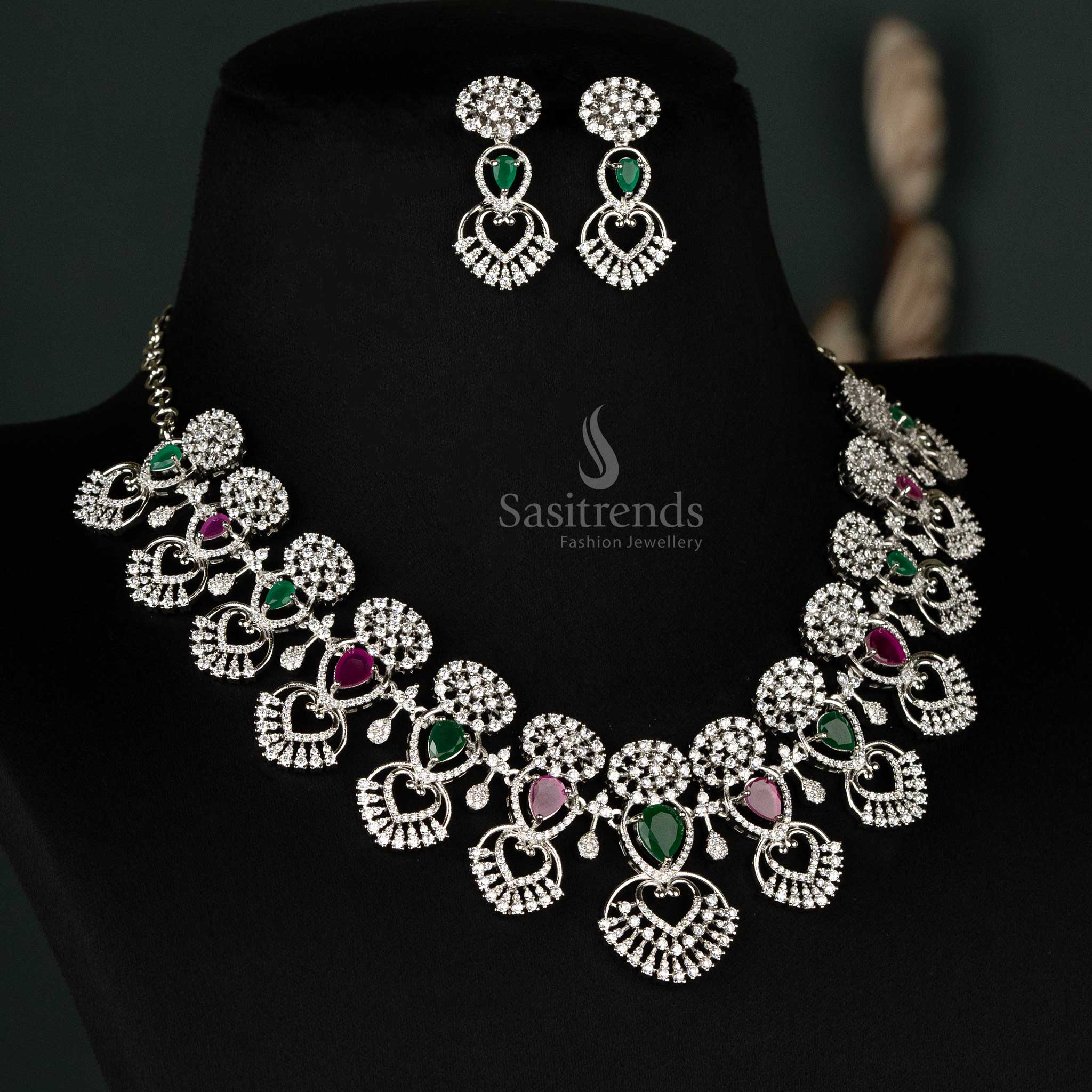 Beautiful ruby and green choker set, designed with intricate heart details and enhanced with rhodium silver-plating and diamonds - Sasitrends