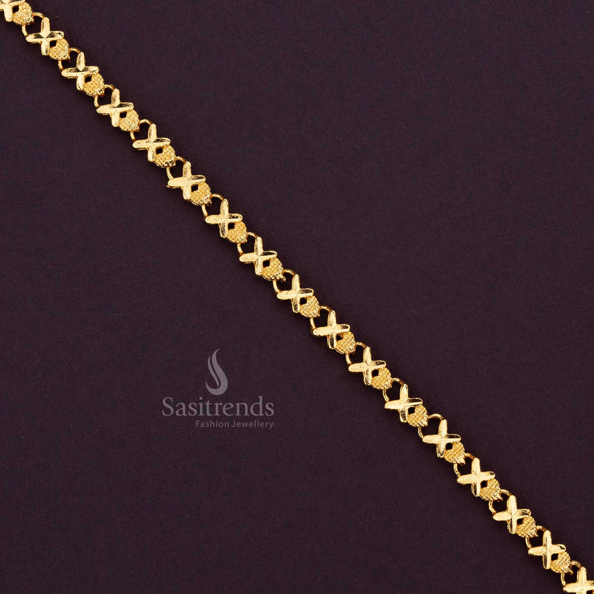 Traditional micro gold-plated bracelet featuring delicate heart patterns, adding a touch of sophistication and charm to any outfit - Sasitrends