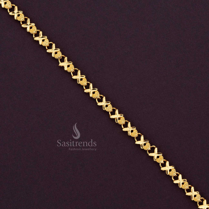 Traditional micro gold-plated bracelet featuring delicate heart patterns, adding a touch of sophistication and charm to any outfit - Sasitrends