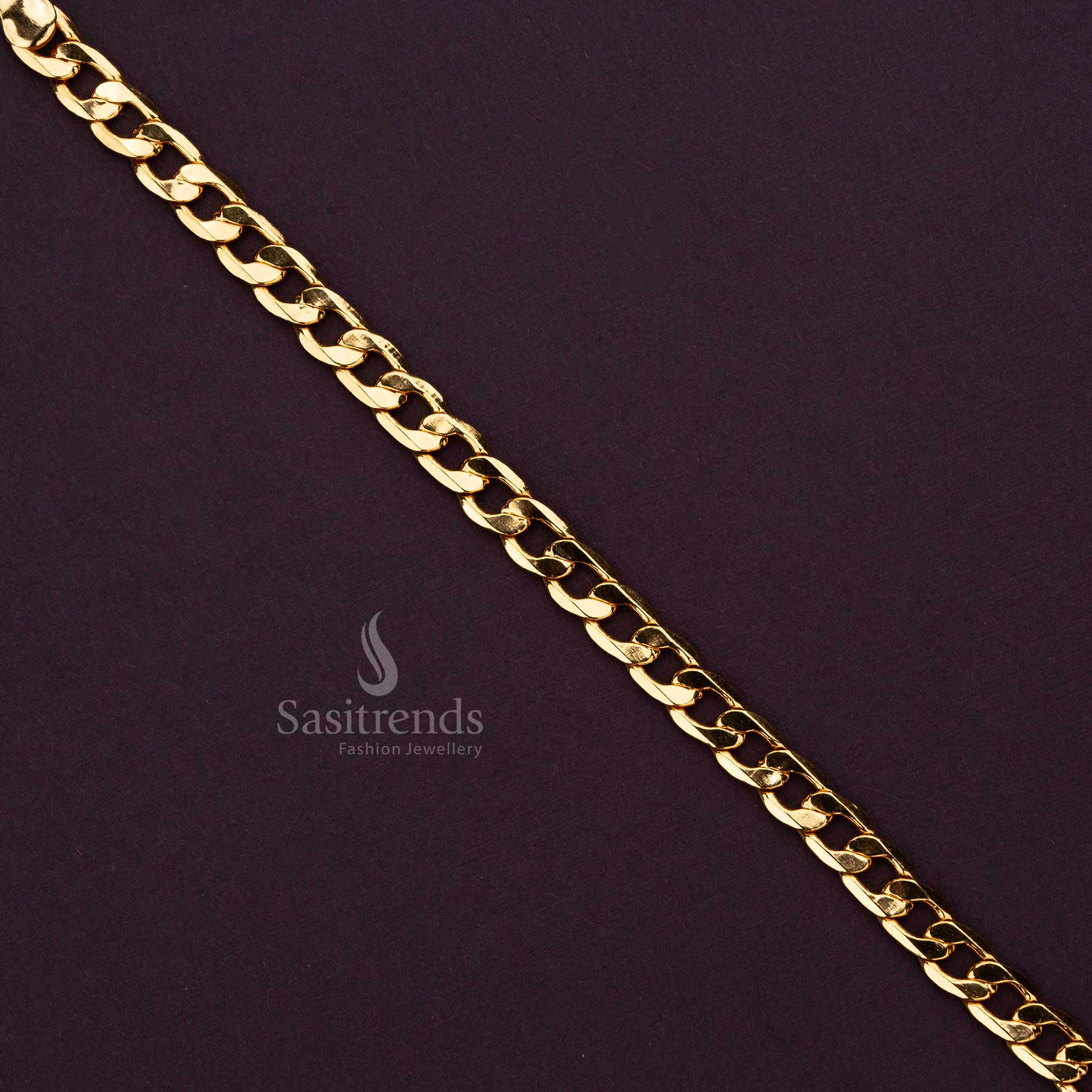 Modern micro gold-plated men's bracelet with subtle detailing for an understated luxury - Sasitrends