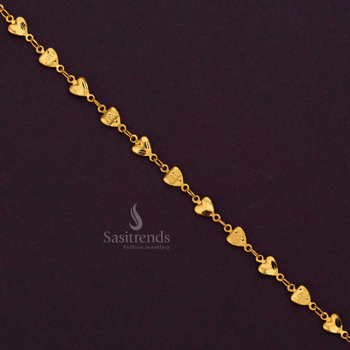 Micro gold-plated heart bracelet with classic detailing, ideal for everyday style - Sasitrends