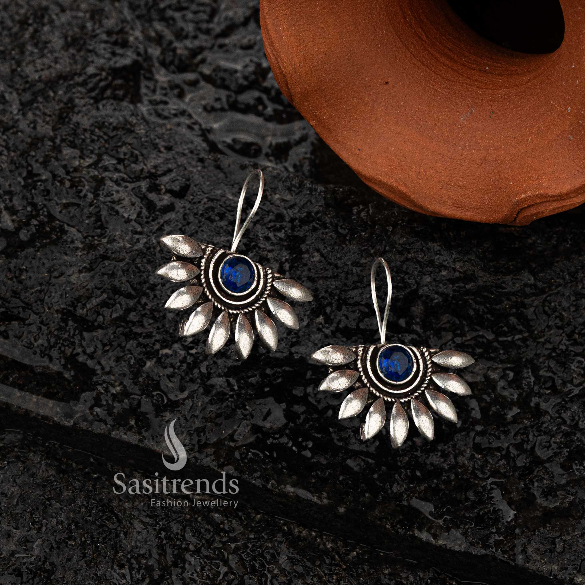 Blue stone oxidised silver fan earrings with marquise motif - Sasitrends