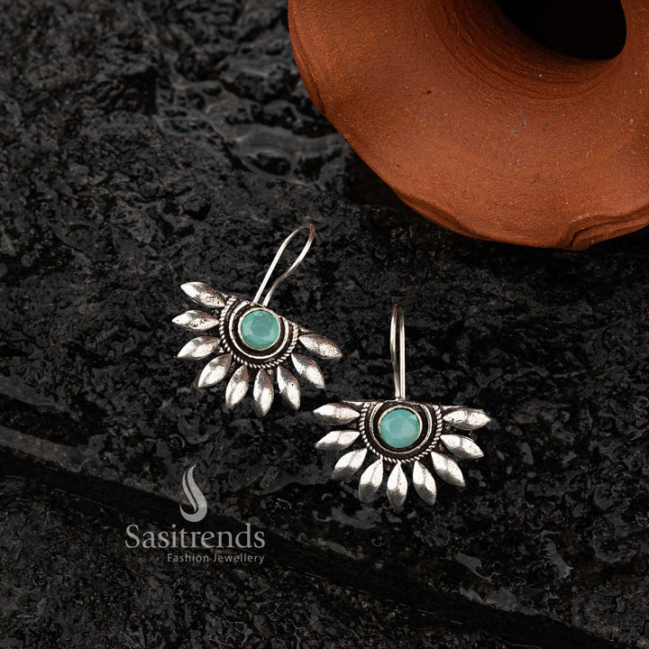 Mint stone fan-shaped oxidised earrings with marquise pattern - Sasitrends