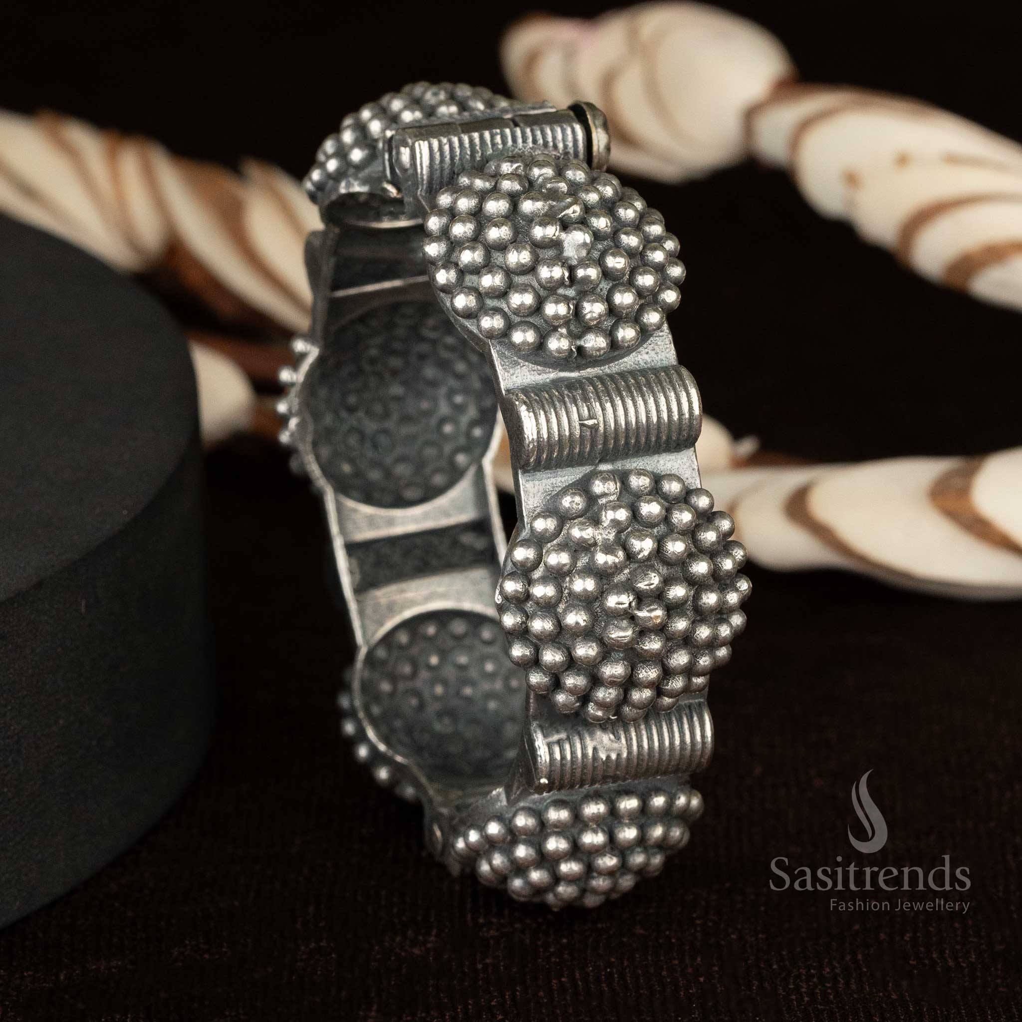 Ornate oxidised bangle with vintage dotted carvings - Sasitrends