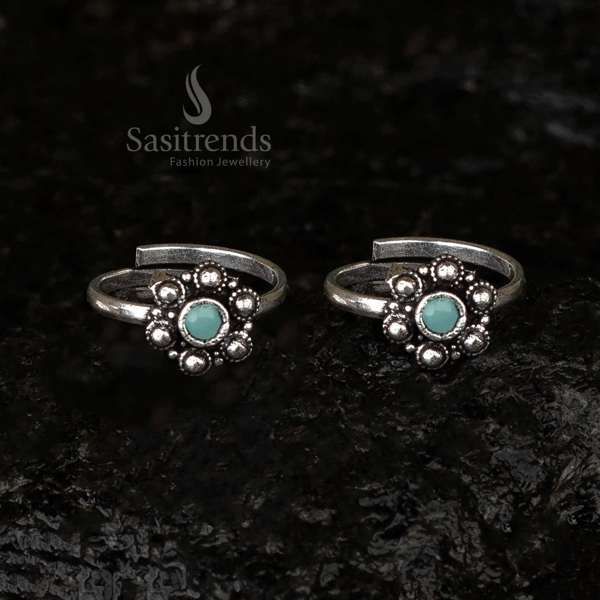 Serene oxidised mint stone toe ring with floral bead design and adjustable band - Sasitrends