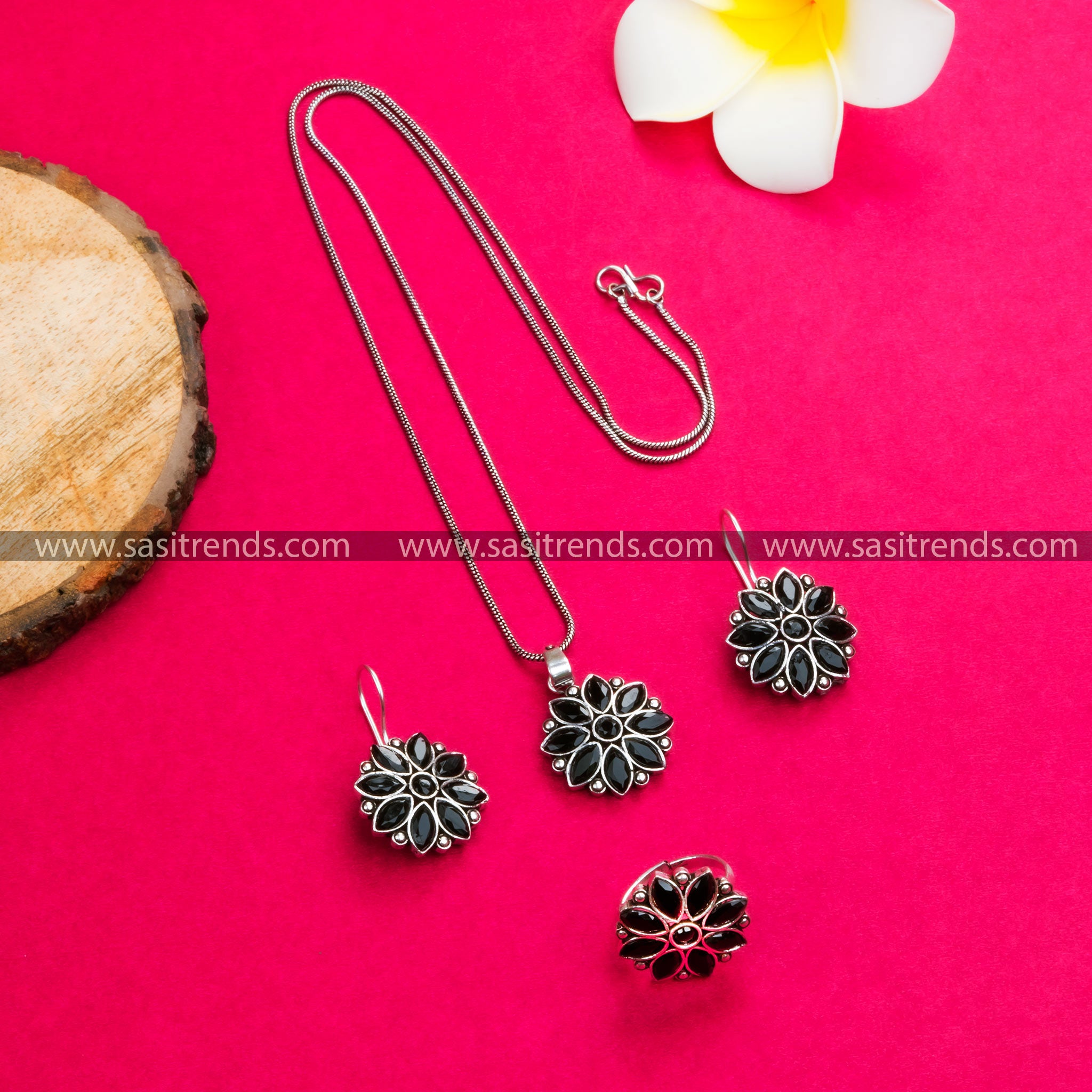 Stunning Flower Pendant Necklace with Oxidised German Silver, Adorned with Black Stones - Fashion Jewelry Set for Parties