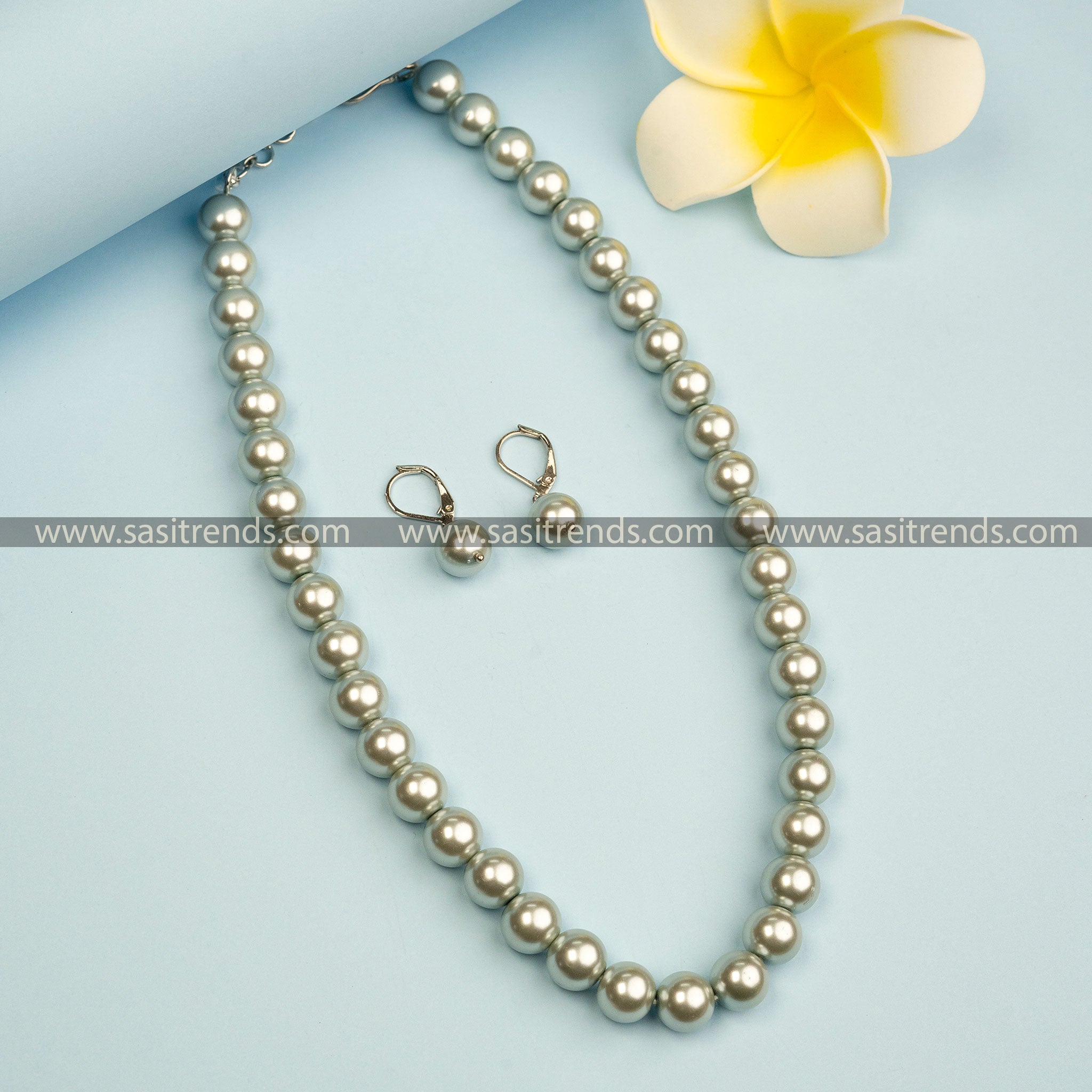 Stylish Silver Gray Pearl Mala Necklace with Matching Earrings