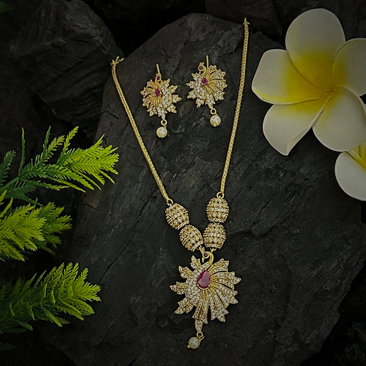 Gorgeous Trendy Traditional Matte Gold Plated Peacock Pendant Jewellery Set | Sasitrends