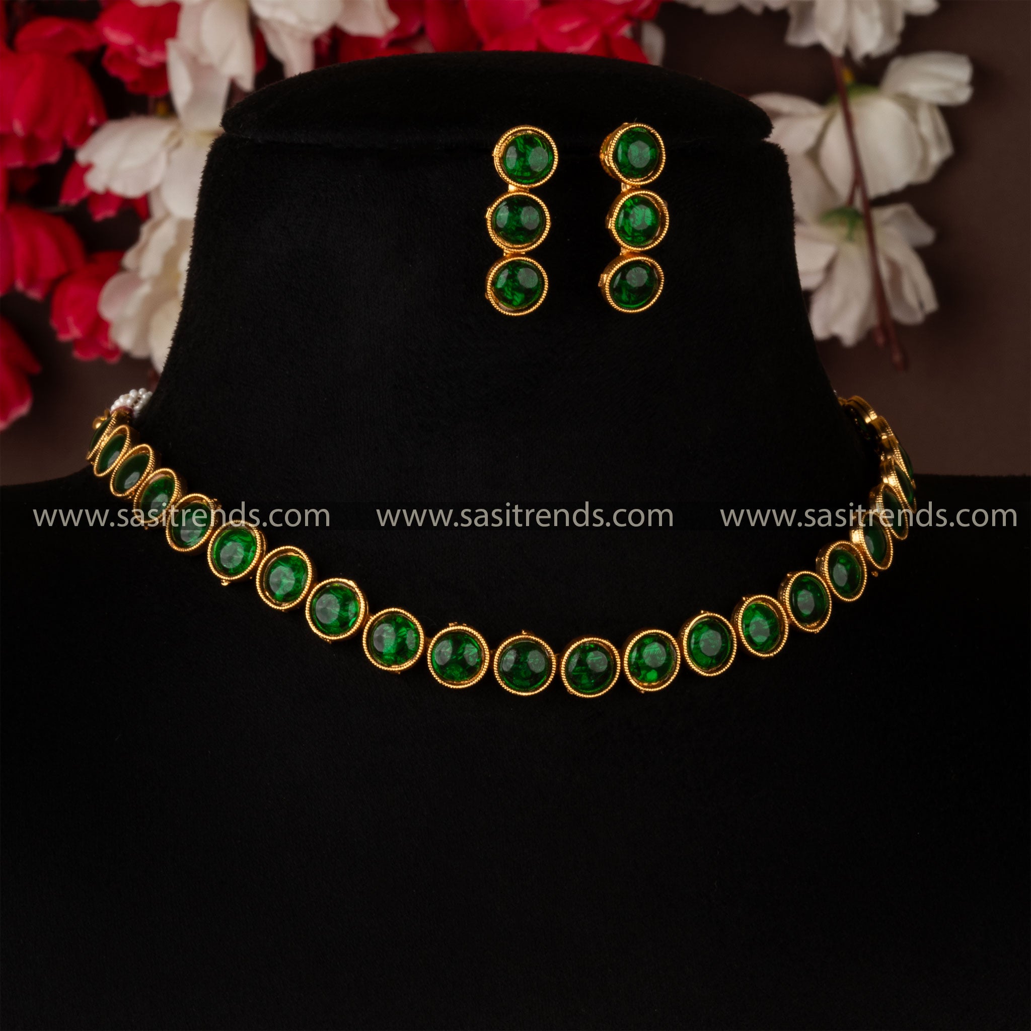 Temple Wear Antique Green Round Kemp Necklace Earrings