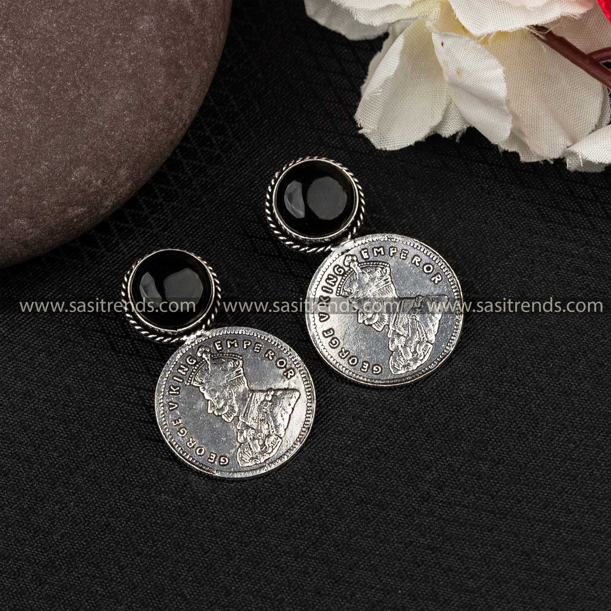 Onyx black Monalisa stone with oxidized George V Emperor coin design