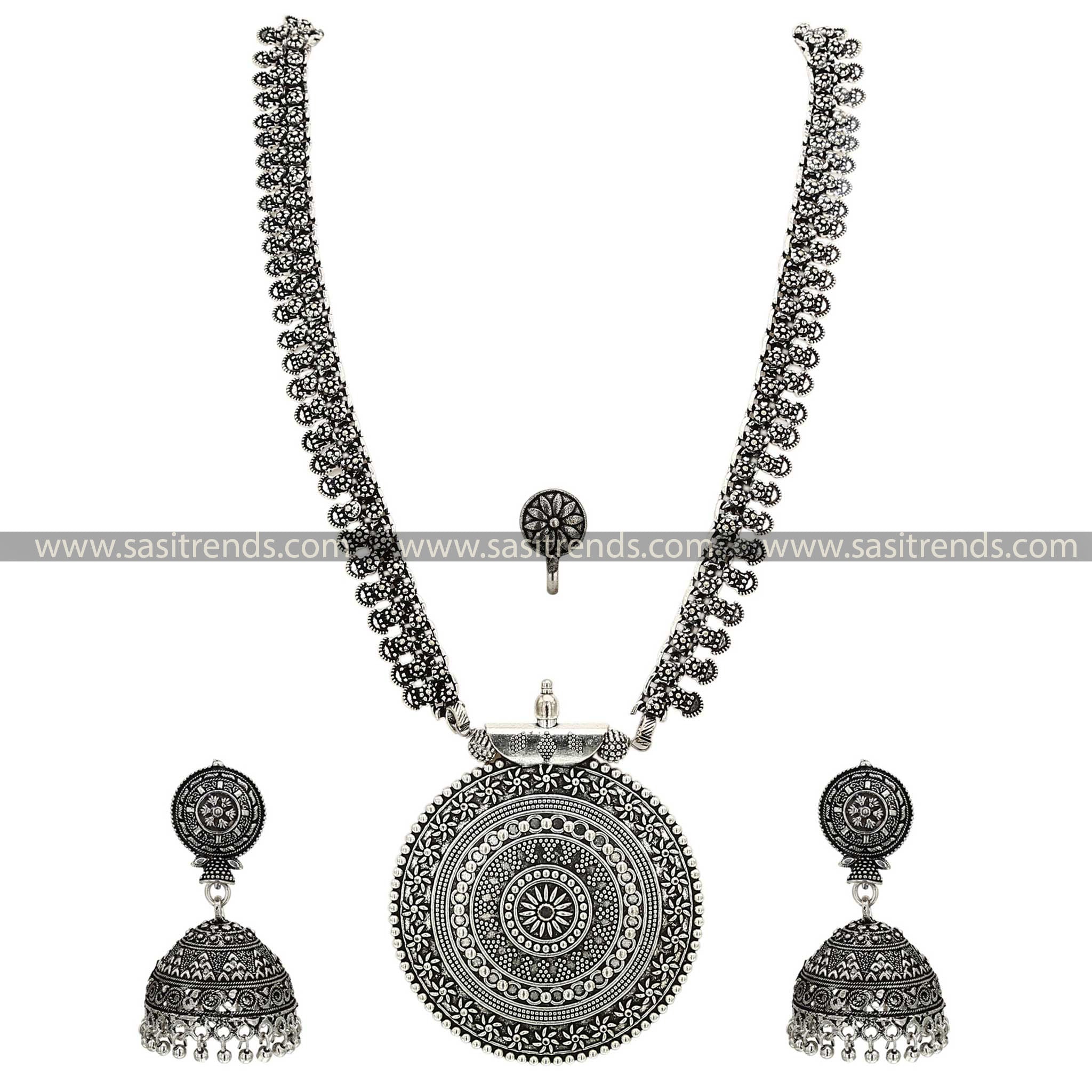 Niranjana Chakra Pendant Oxidised Nose Pin Combo Jewwllery Set - Sasitrends - Sasitrends