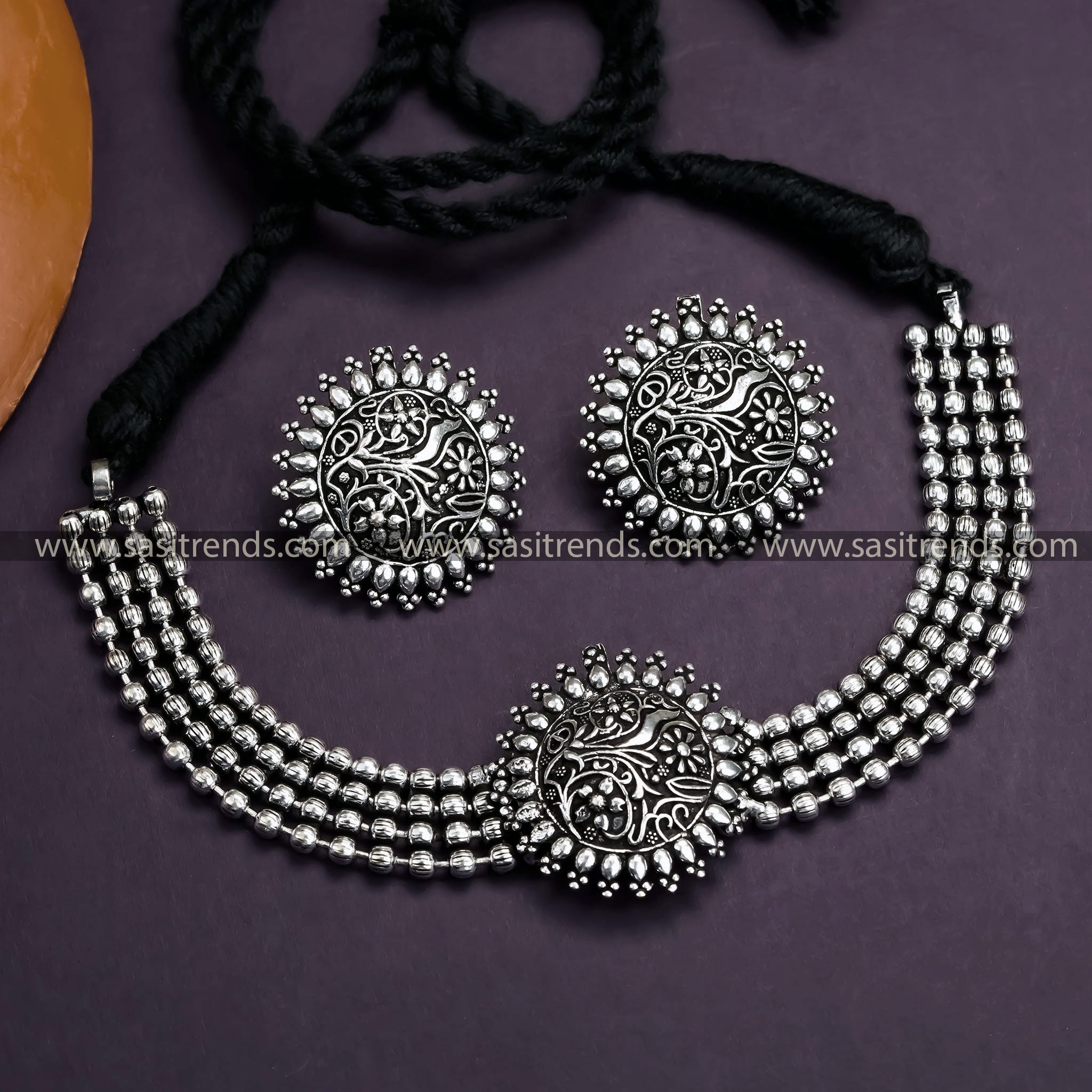 Buy Black Metal Long Oxidised Silver Necklace Set with Earrings Online –  The Jewelbox