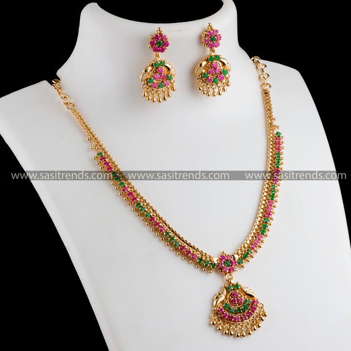 Latest Flower Pendant Necklace Set