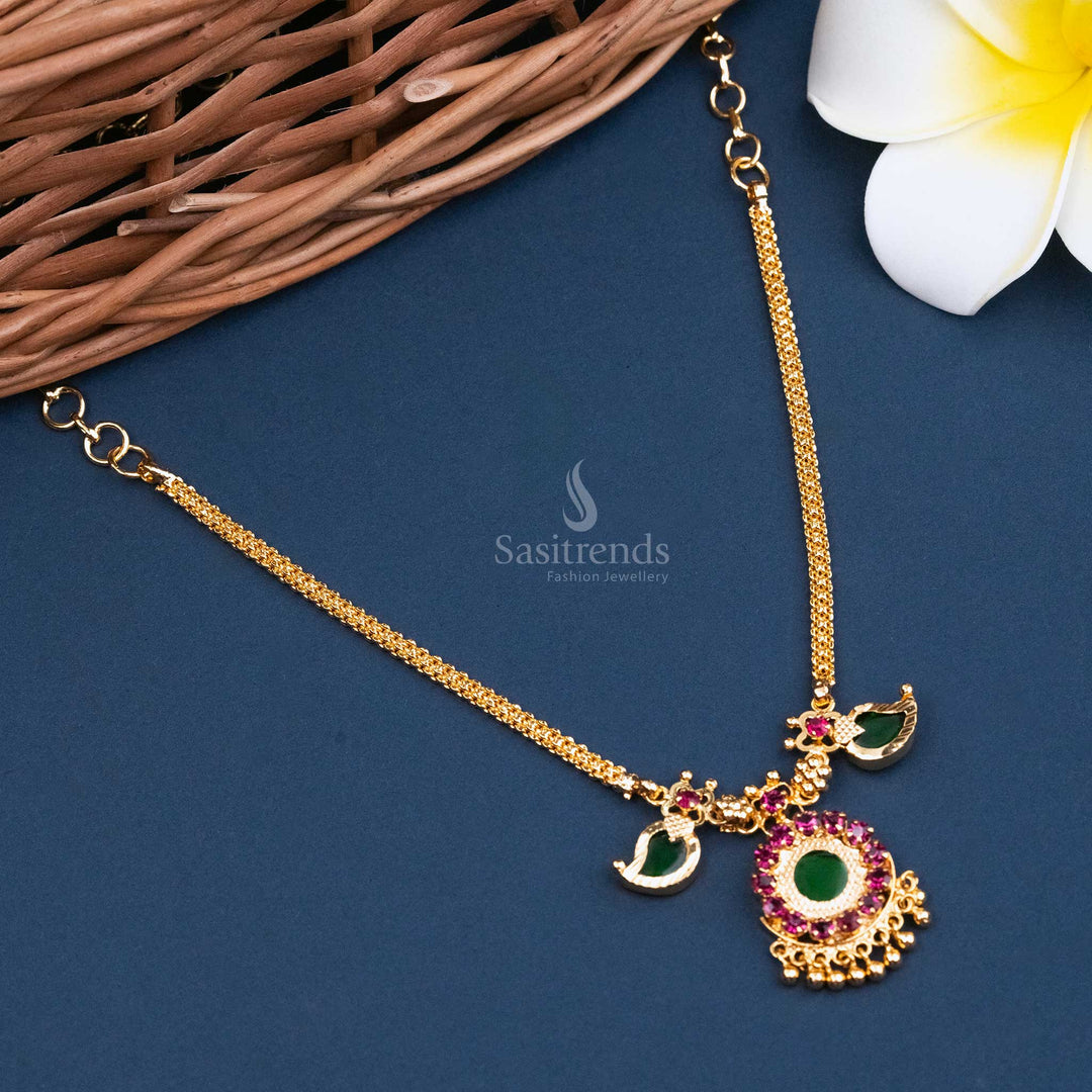 Kerala Gold Plated Mango Leaf Palaka Necklace with Green Stone Pendant - Sasitrends