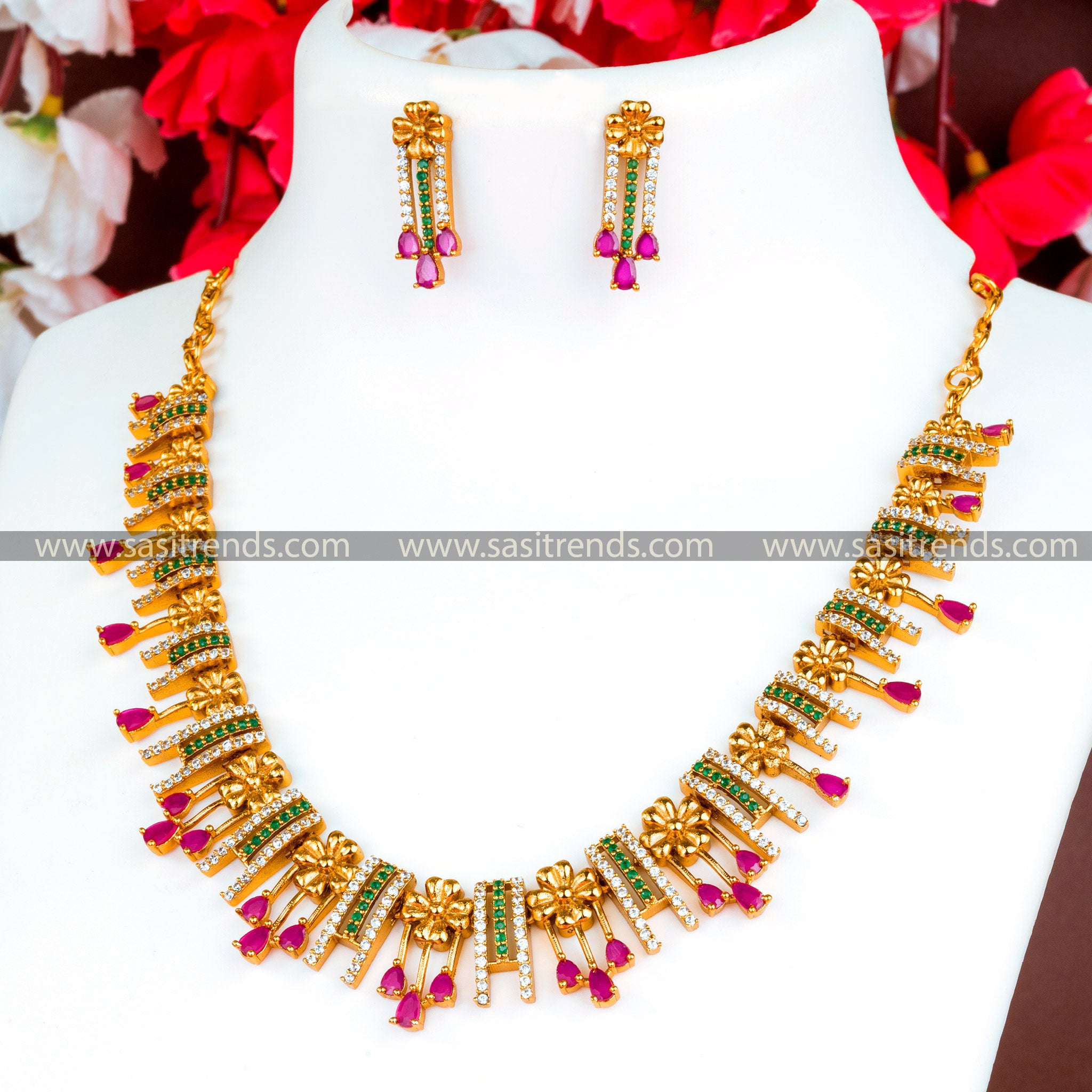 Traditional Matt Gold Plated Flower Designer Jewellery Set 