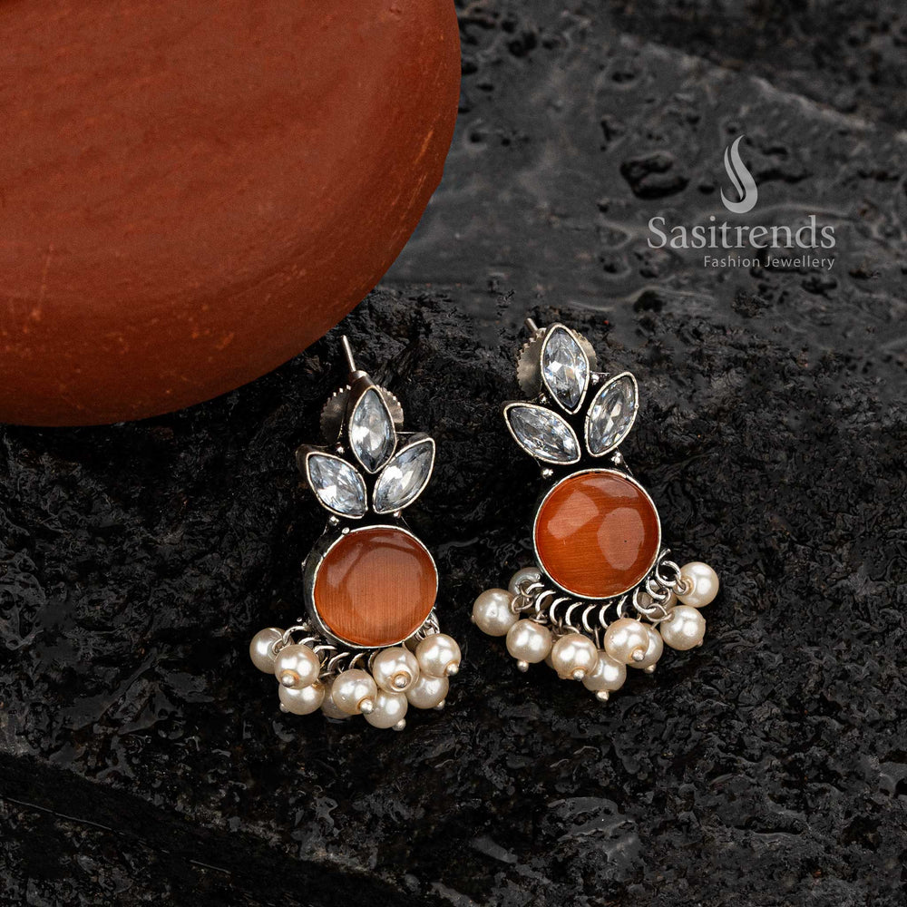 Brown oxidised earrings with leaf and pearl clusters - Sasitrends