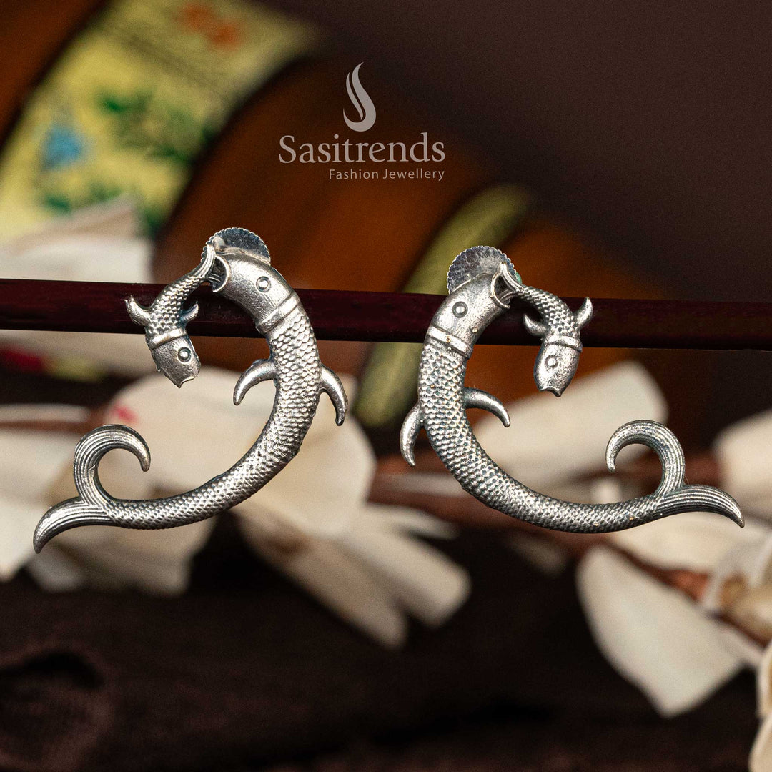 Oxidised fish hoop earrings with intricate detailing - Sasitrends