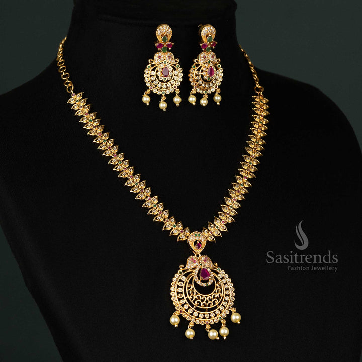 Traditional micro gold plated American Diamond set with symmetrical floral patterns and filigree pendant, look like real gold - Sasitrends