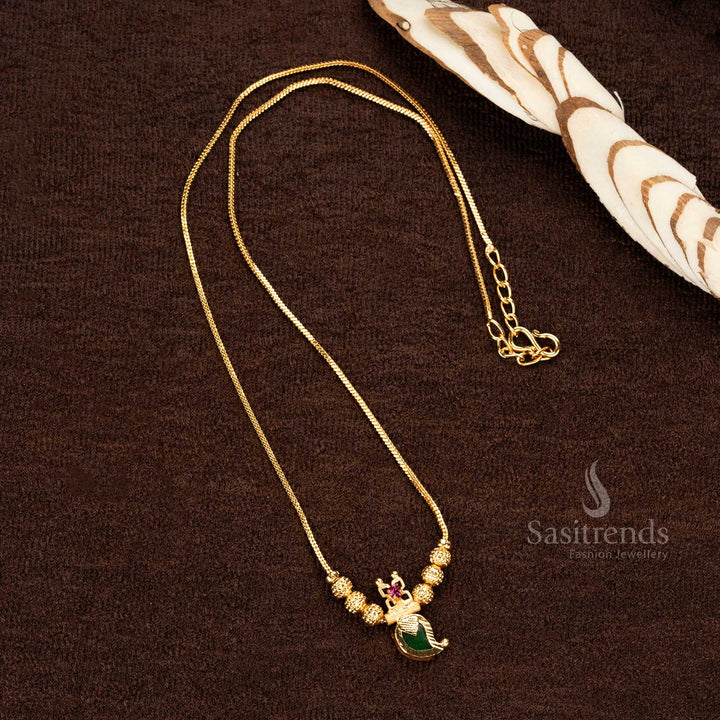 Mango shaped green stone necklace for special occasions - Sasitrends