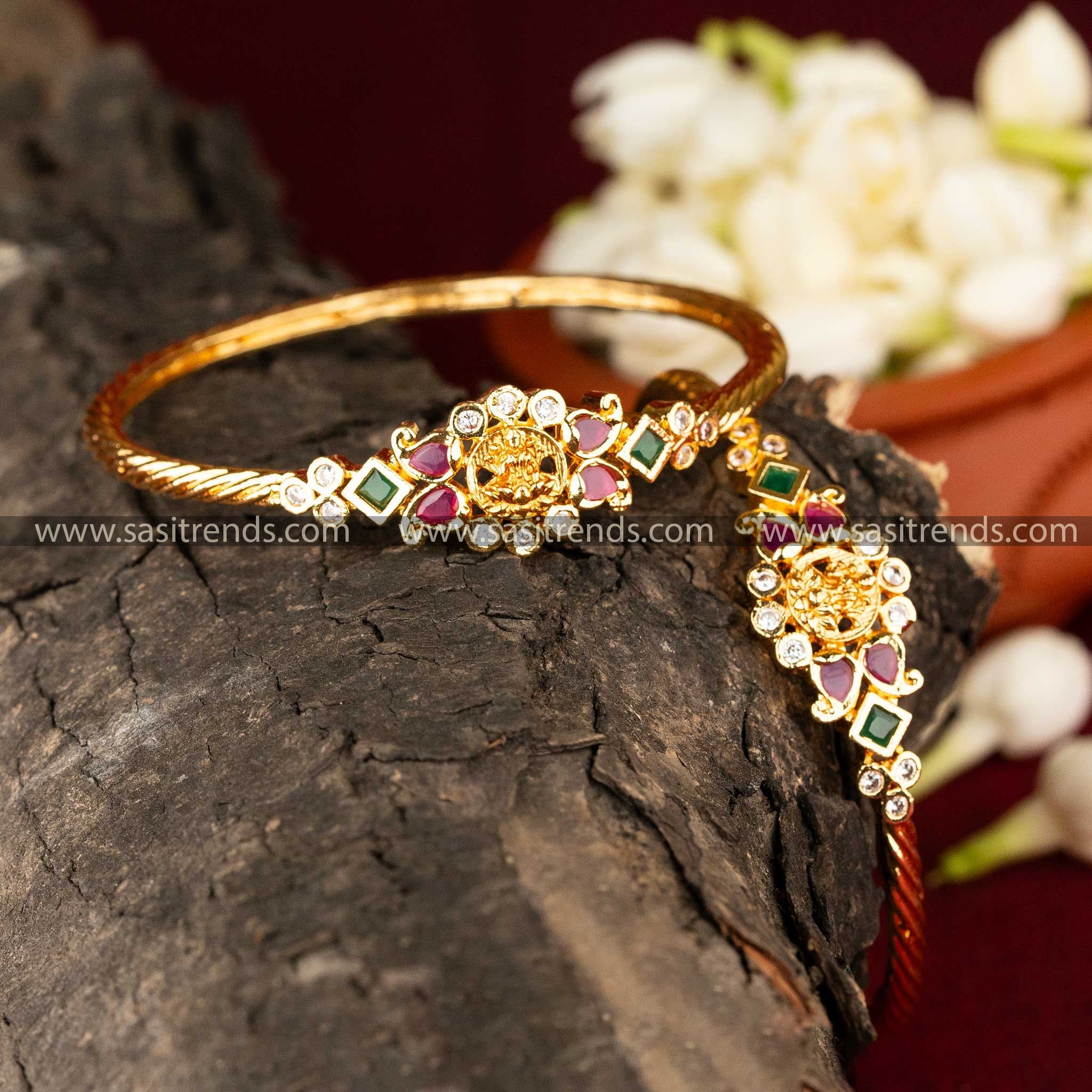 Gold Plated 2024 Temple Openable Bangles, South Indian Kemp Work Bangle, Traditional Gold Bangles, Antique Indian Kada, Gold Carved Bracelets