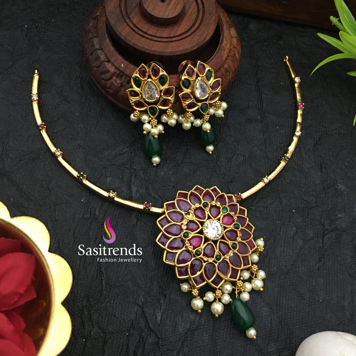 New Temple Matte Gold Tone Floral Pendant Attigai Choker Jewellery Set with Kemp Stone for Women | Sasitrends